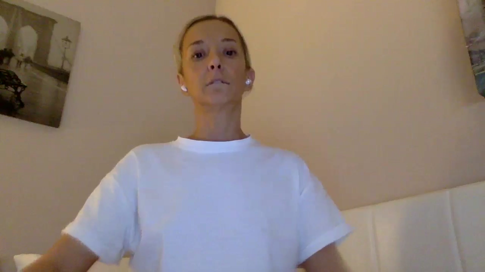 Gallery image thumbnail from Aimee_Angel's myfreecams stream on, 08/16/2024, 15:03 image 12 of 20