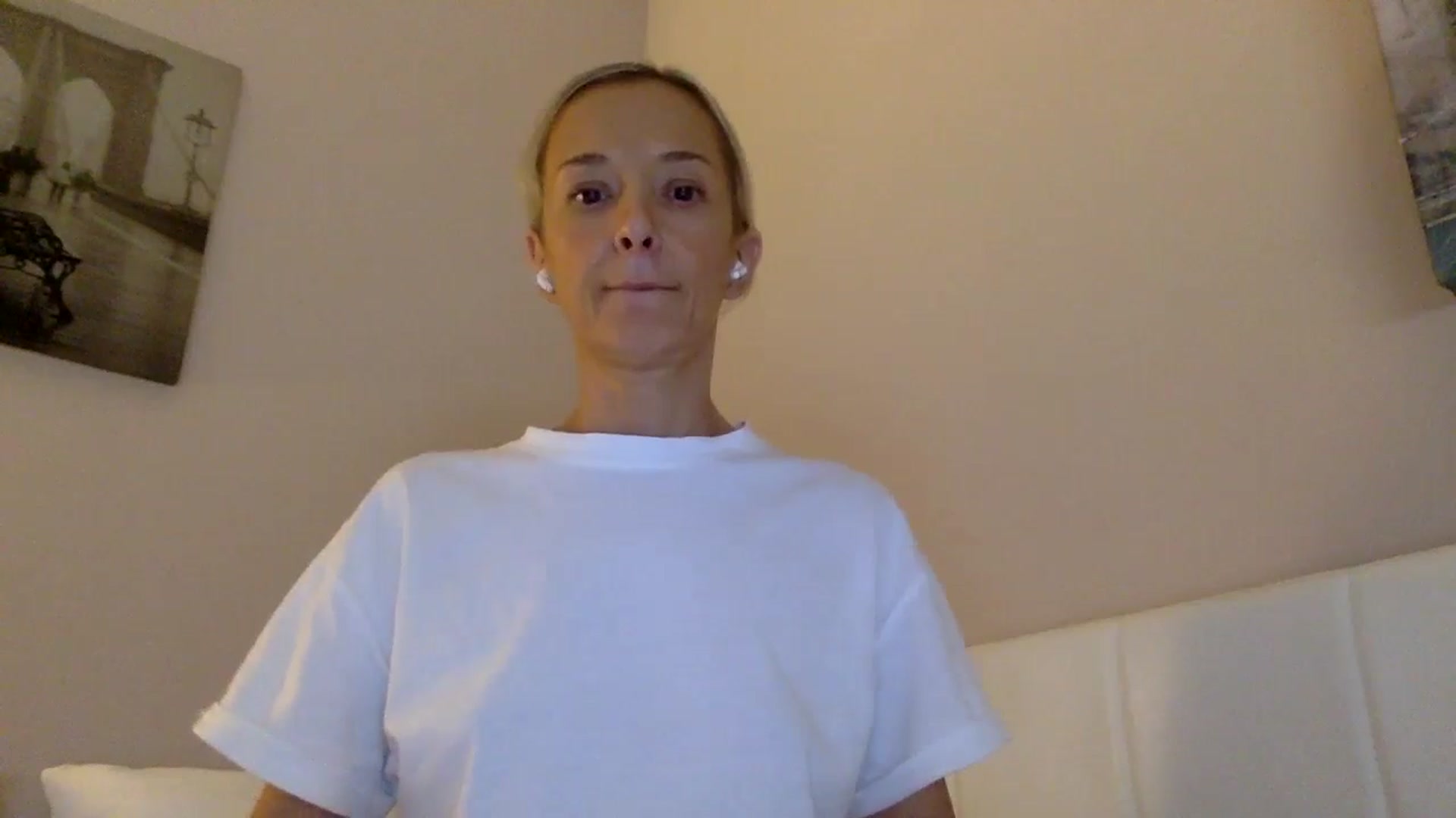 Gallery image thumbnail from Aimee_Angel's myfreecams stream on, 08/16/2024, 15:03 image 13 of 20