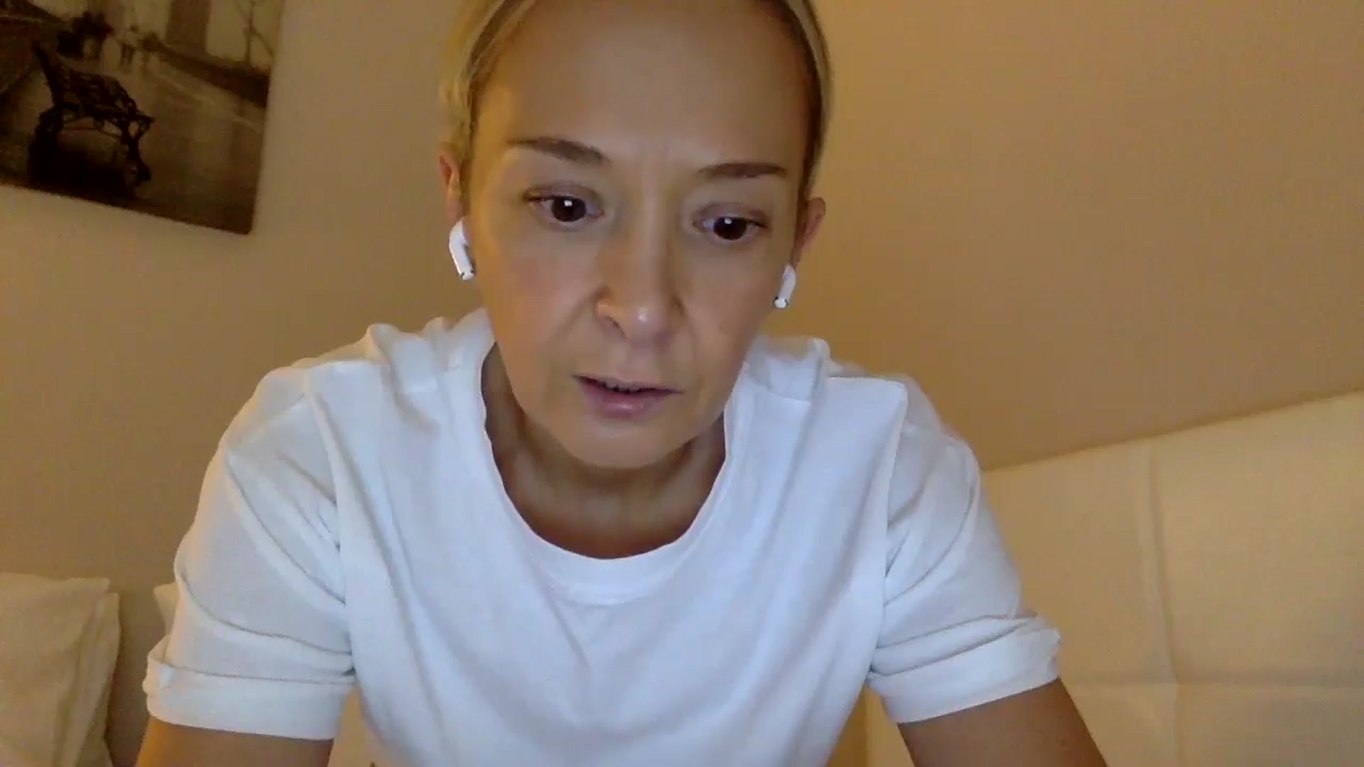 Gallery image thumbnail from Aimee_Angel's myfreecams stream on, 08/16/2024, 15:36 image 4 of 20