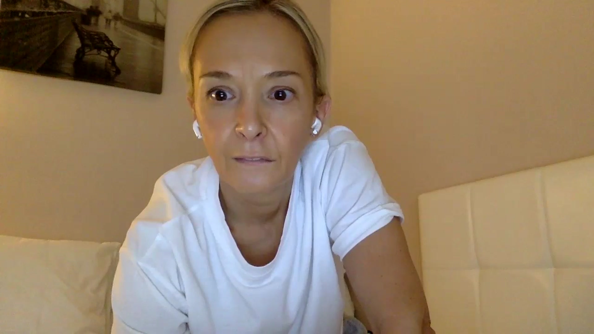 Gallery image thumbnail from Aimee_Angel's myfreecams stream on, 08/16/2024, 15:36 image 20 of 20