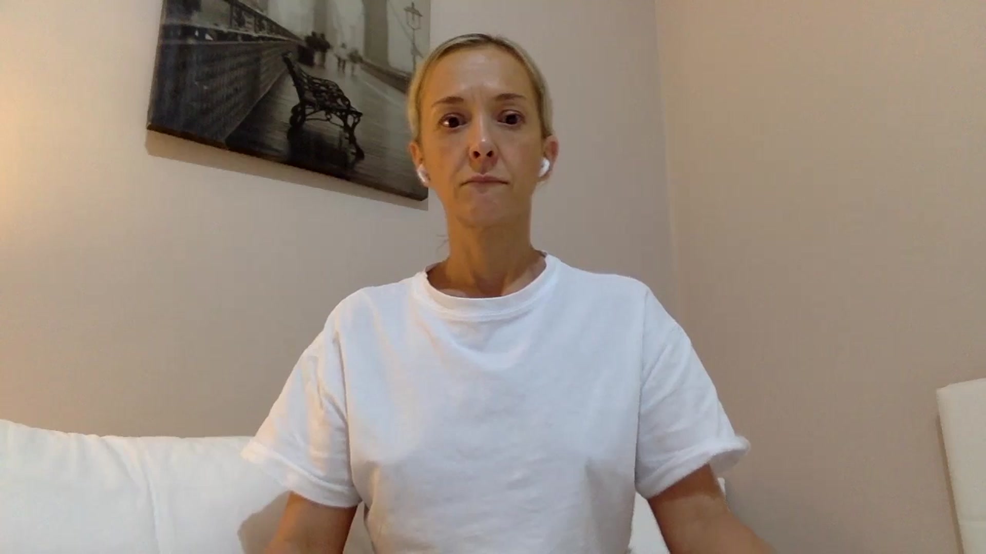 Gallery image thumbnail from Aimee_Angel's myfreecams stream on, 08/16/2024, 21:49 image 4 of 20