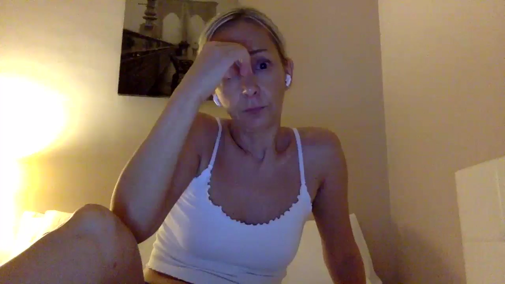 Gallery image thumbnail from Aimee_Angel's myfreecams stream on, 08/20/2024, 22:29 image 8 of 20