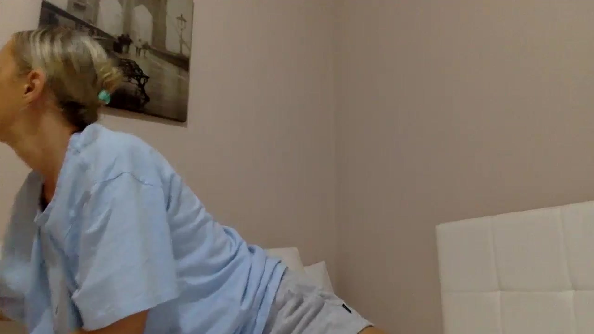 Gallery image thumbnail from Aimee_Angel's myfreecams stream on, 08/23/2024, 22:11 image 20 of 20