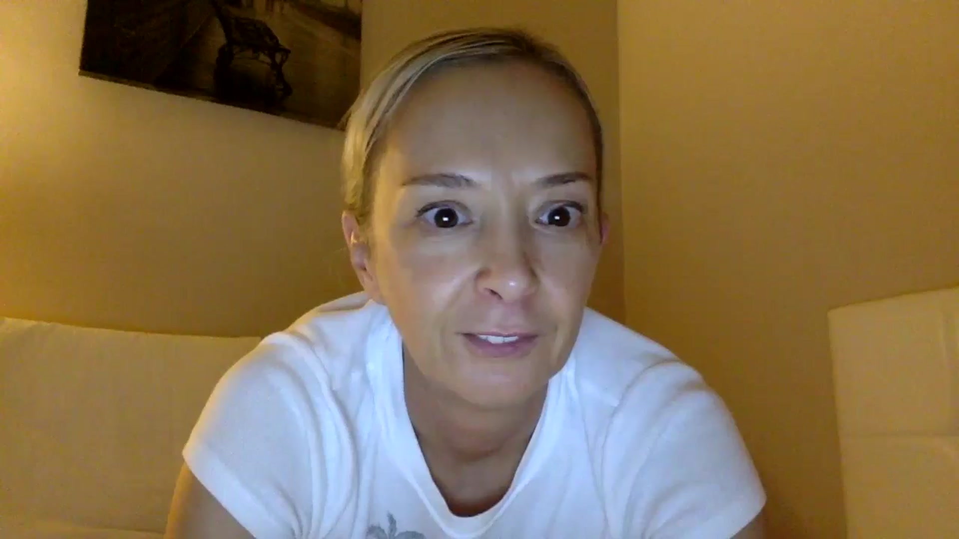 Gallery image thumbnail from Aimee_Angel's myfreecams stream on, 08/25/2024, 21:21 image 7 of 20