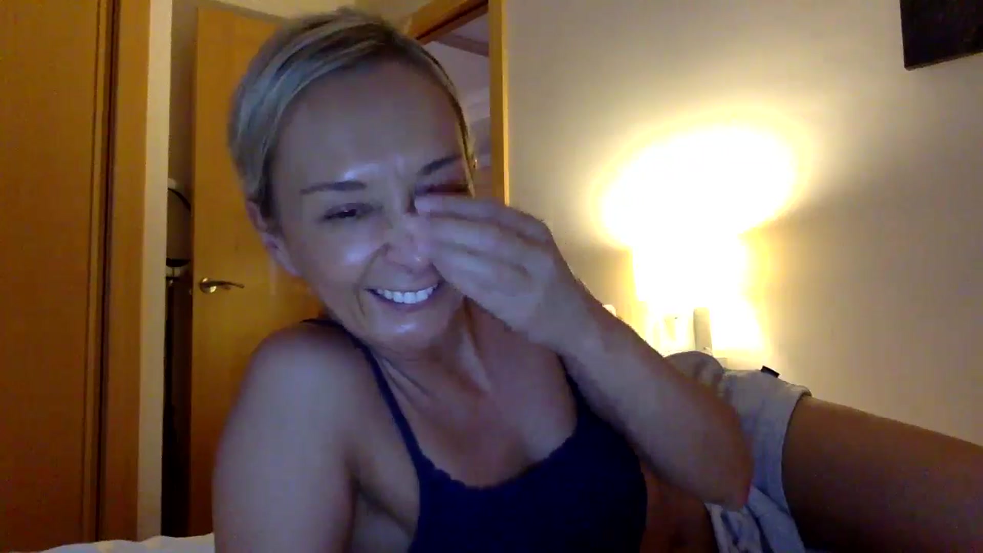 Gallery image thumbnail from Aimee_Angel's myfreecams stream on, 08/27/2024, 18:59 image 10 of 20
