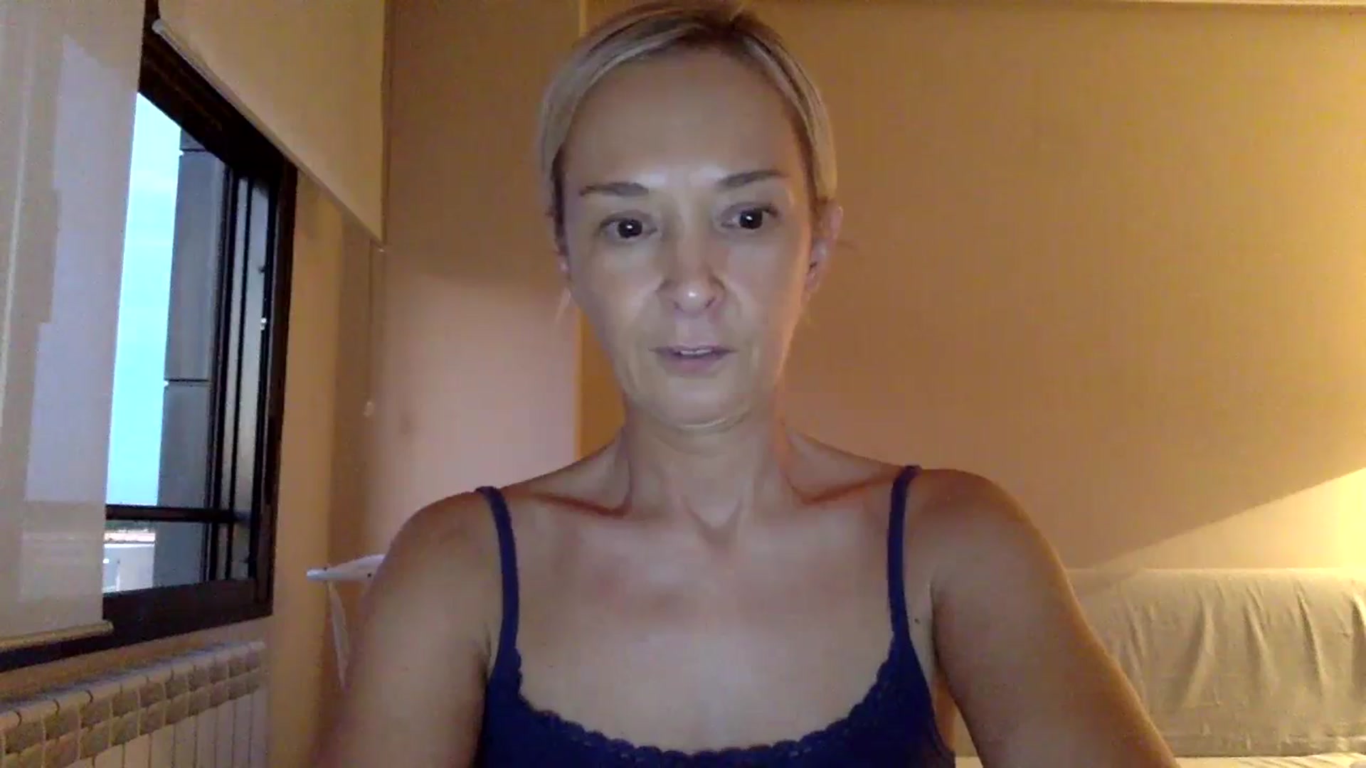 Gallery image thumbnail from Aimee_Angel's myfreecams stream on, 08/27/2024, 19:26 image 2 of 20