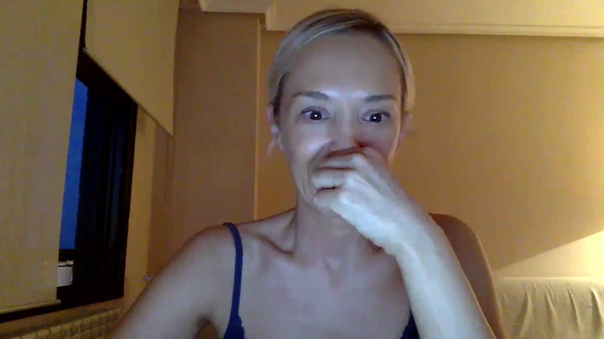 Gallery image thumbnail from Aimee_Angel's myfreecams stream on, 08/27/2024, 19:26 image 17 of 20