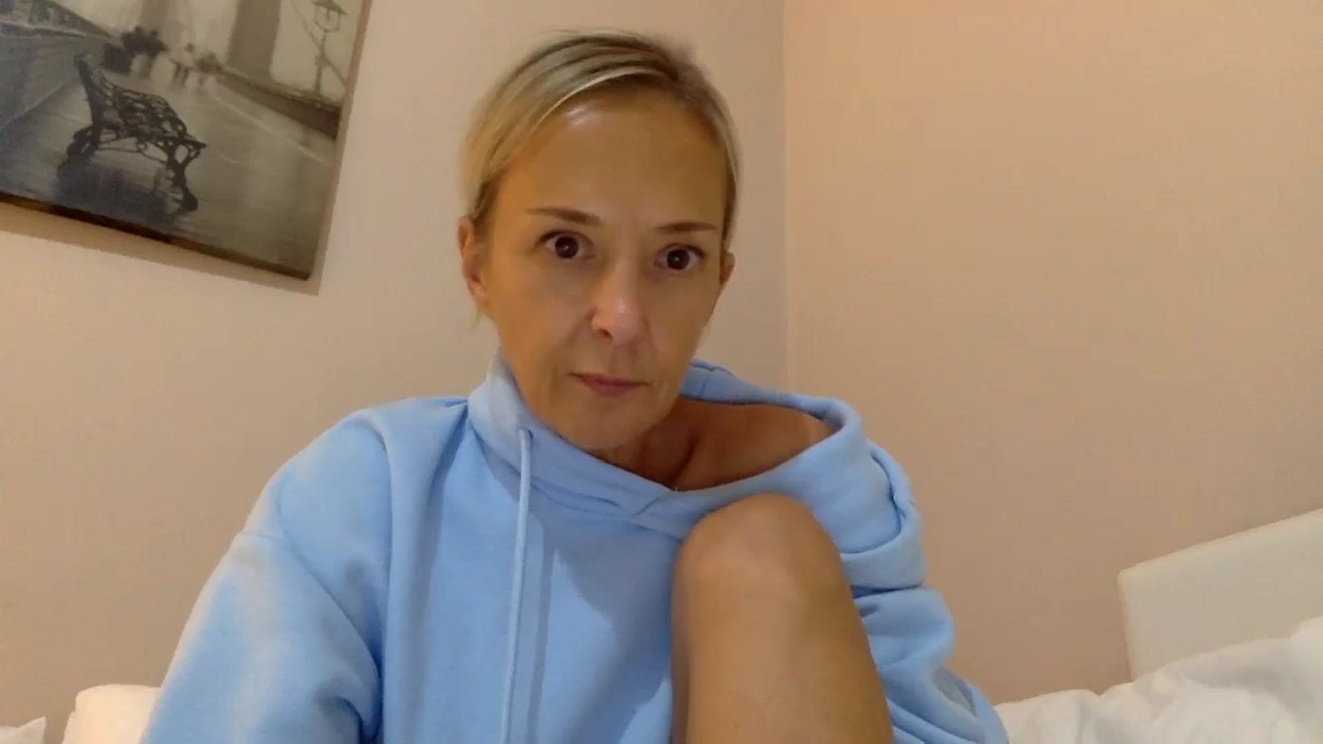 Gallery image thumbnail from Aimee_Angel's myfreecams stream on, 09/17/2024, 19:47 image 13 of 20