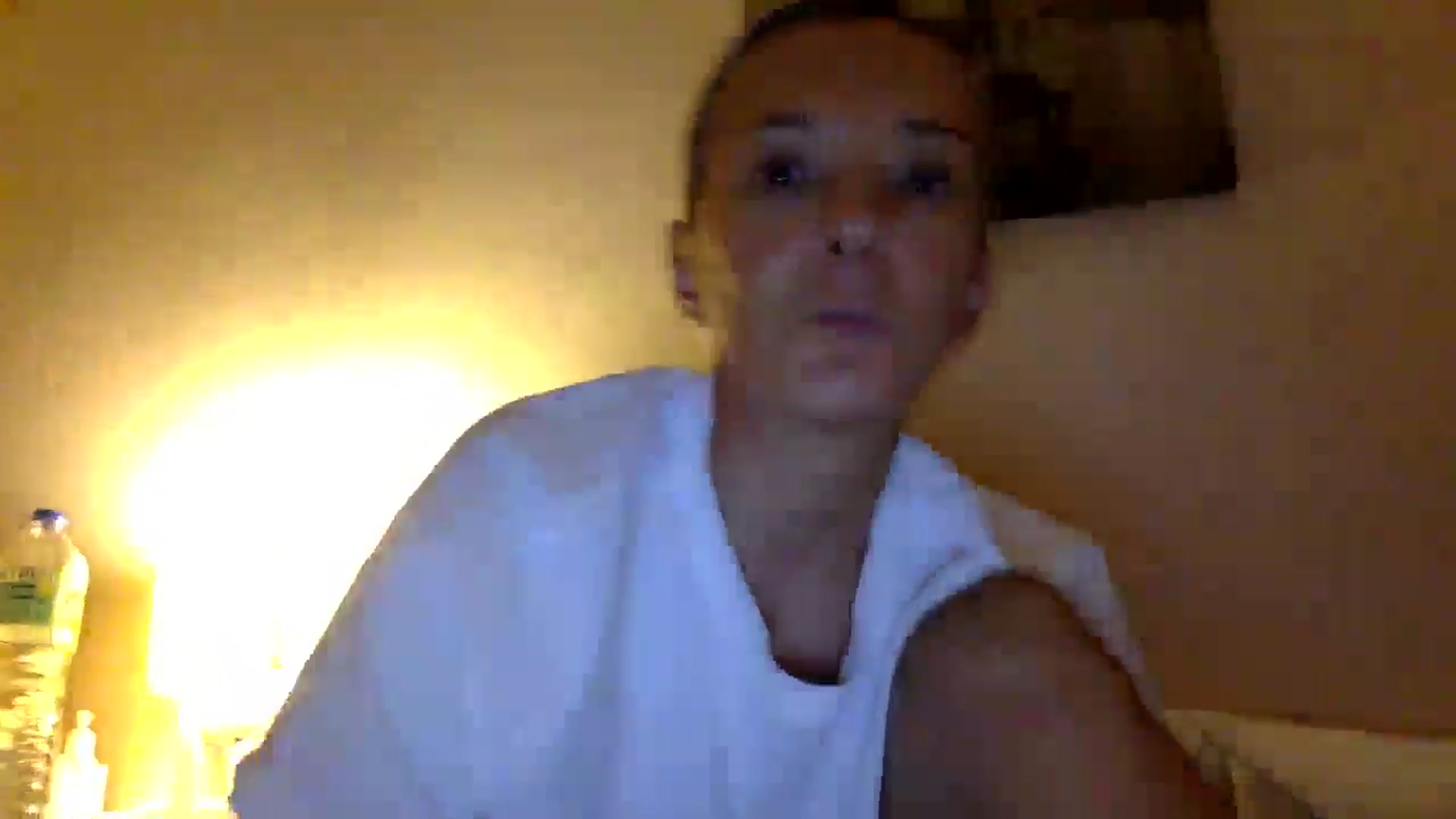 Gallery image thumbnail from Aimee_Angel's myfreecams stream on, 09/30/2024, 21:19 image 18 of 20