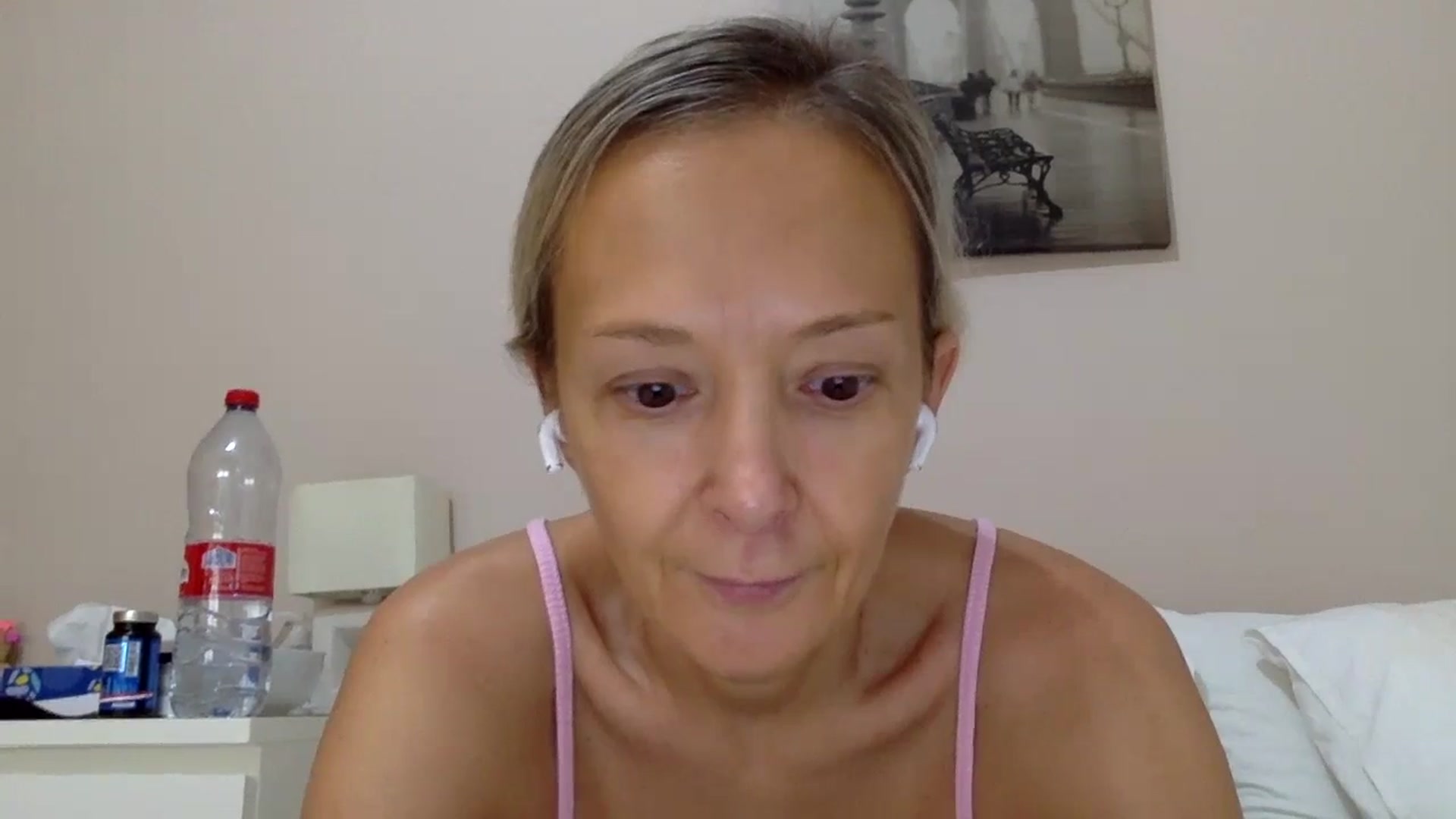 Gallery image thumbnail from Aimee_Angel's myfreecams stream on, 10/13/2024, 14:31 image 2 of 20