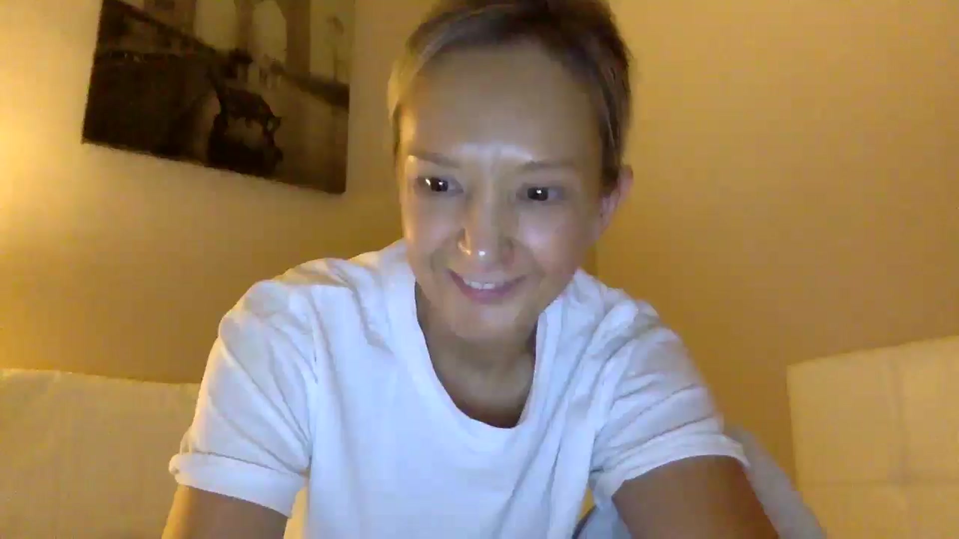 Gallery image thumbnail from Aimee_Angel's myfreecams stream on, 10/14/2024, 19:46 image 9 of 20
