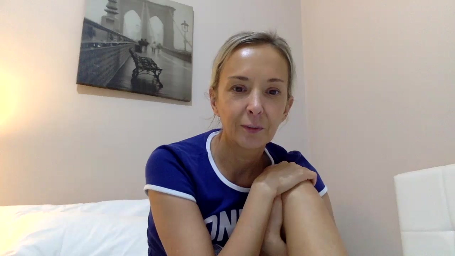 Gallery image thumbnail from Aimee_Angel's myfreecams stream on, 10/18/2024, 21:08 image 20 of 20