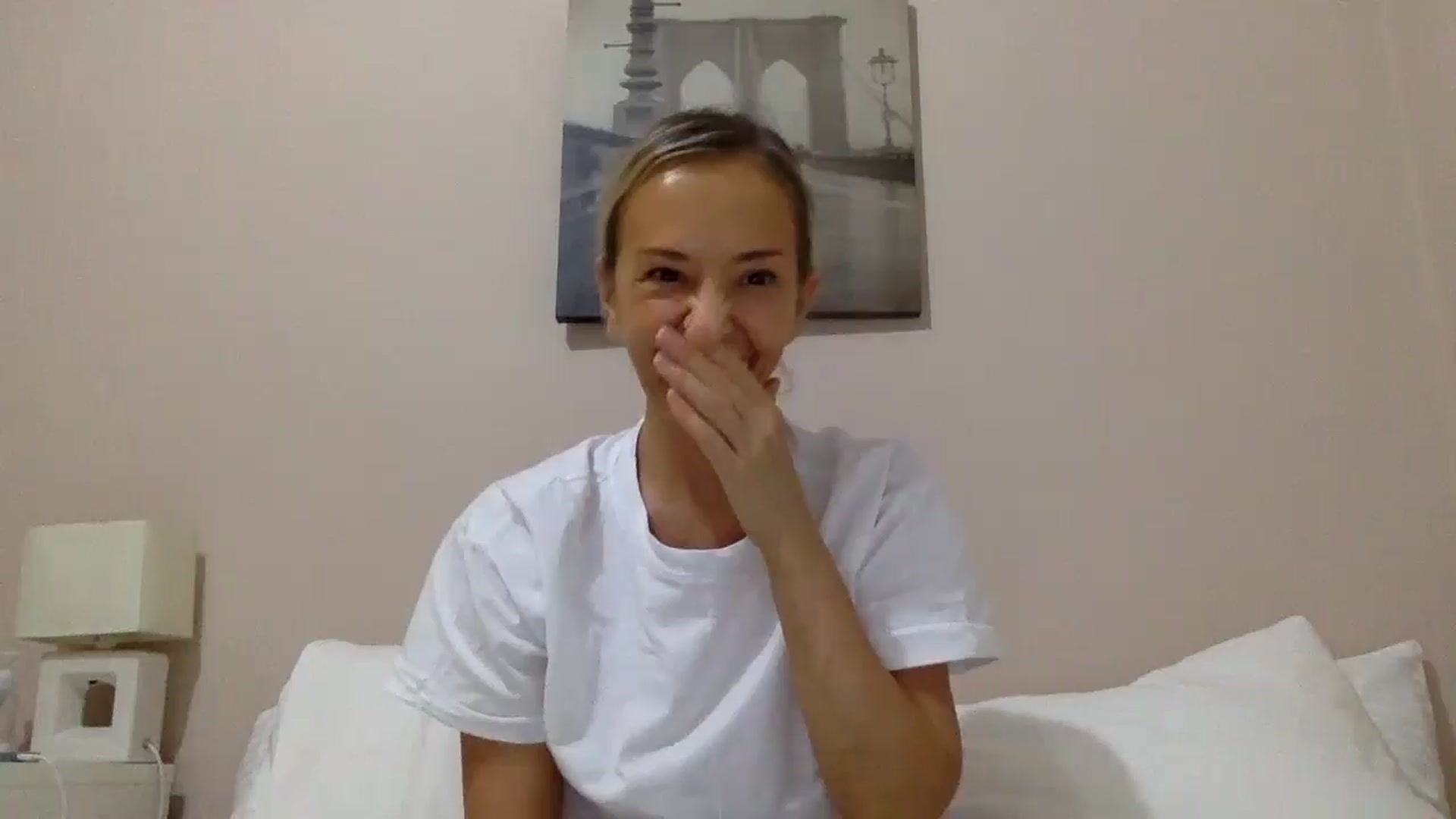 Gallery image thumbnail from Aimee_Angel's myfreecams stream on, 10/20/2024, 20:44 image 19 of 20