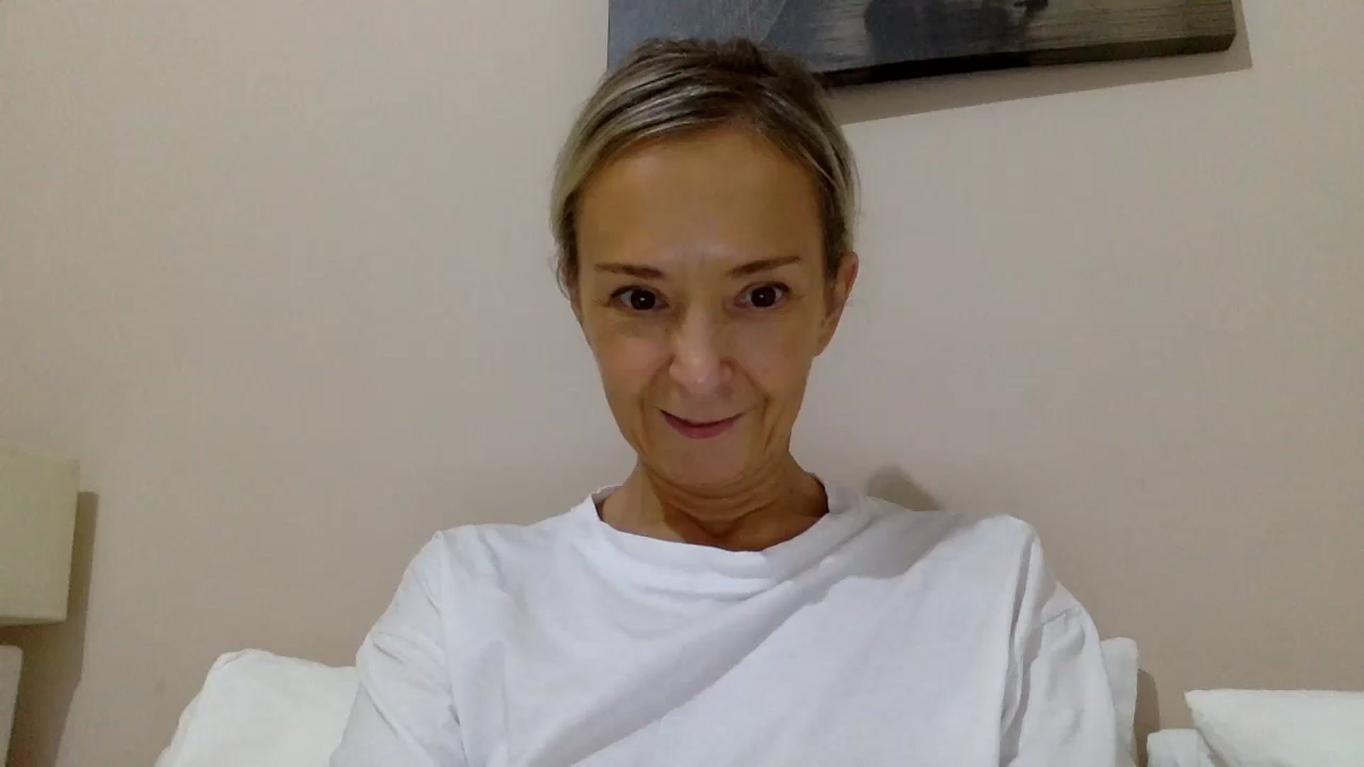 Gallery image thumbnail from Aimee_Angel's myfreecams stream on, 10/20/2024, 20:44 image 6 of 20