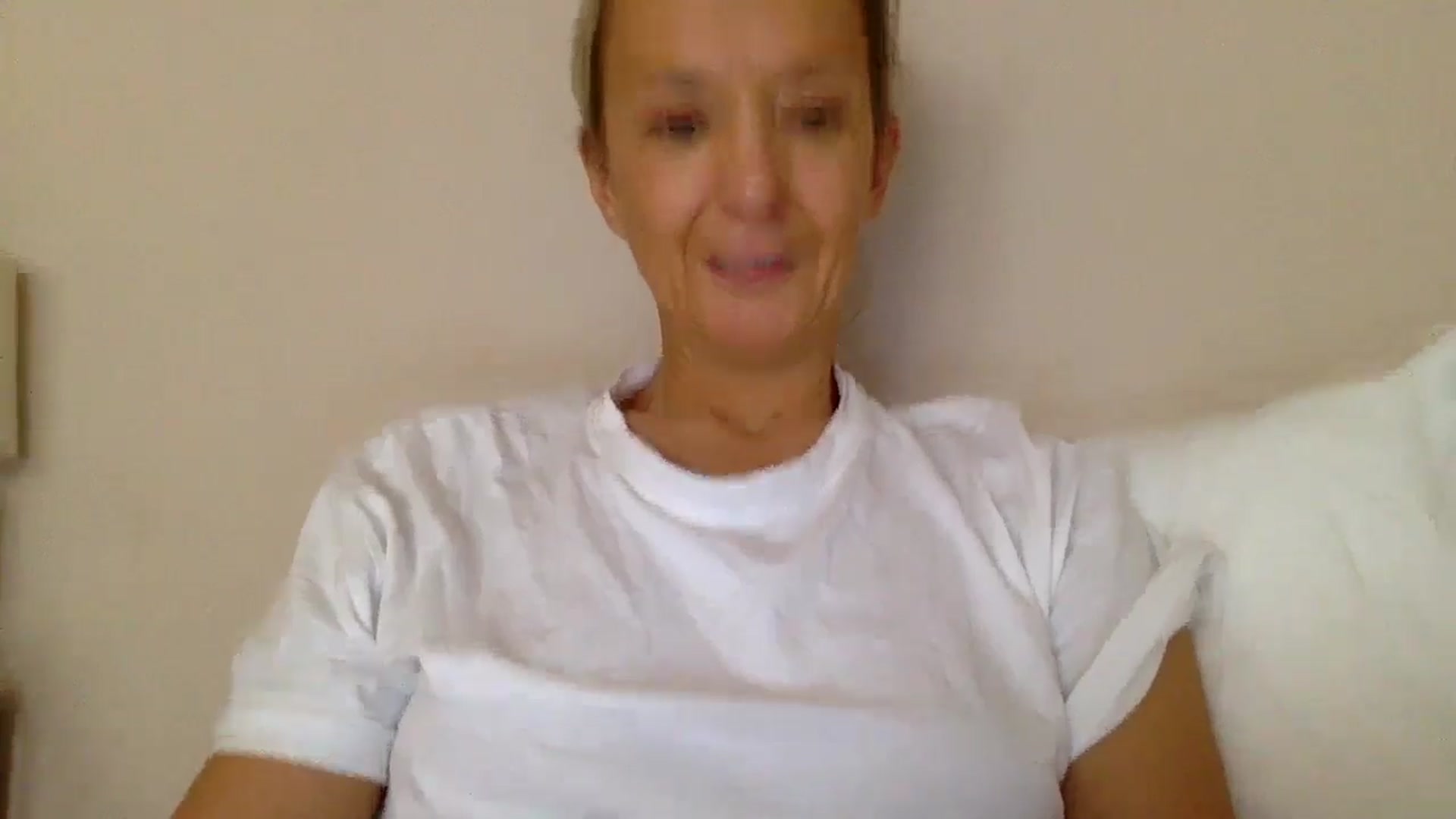 Gallery image thumbnail from Aimee_Angel's myfreecams stream on, 10/21/2024, 14:50 image 4 of 20