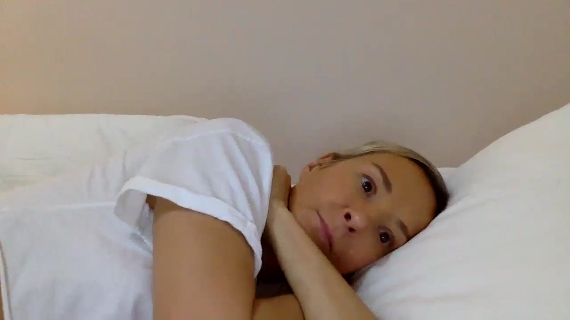 Gallery image thumbnail from Aimee_Angel's myfreecams stream on, 10/21/2024, 21:30 image 12 of 20