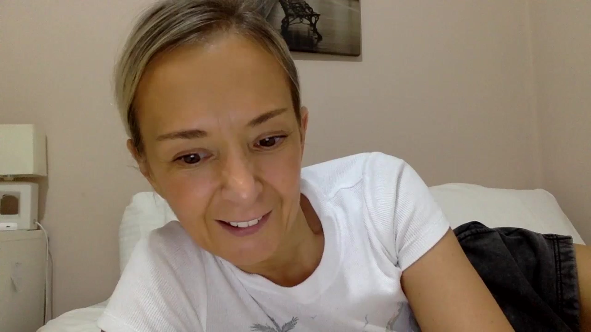Gallery image thumbnail from Aimee_Angel's myfreecams stream on, 10/25/2024, 21:32 image 14 of 20