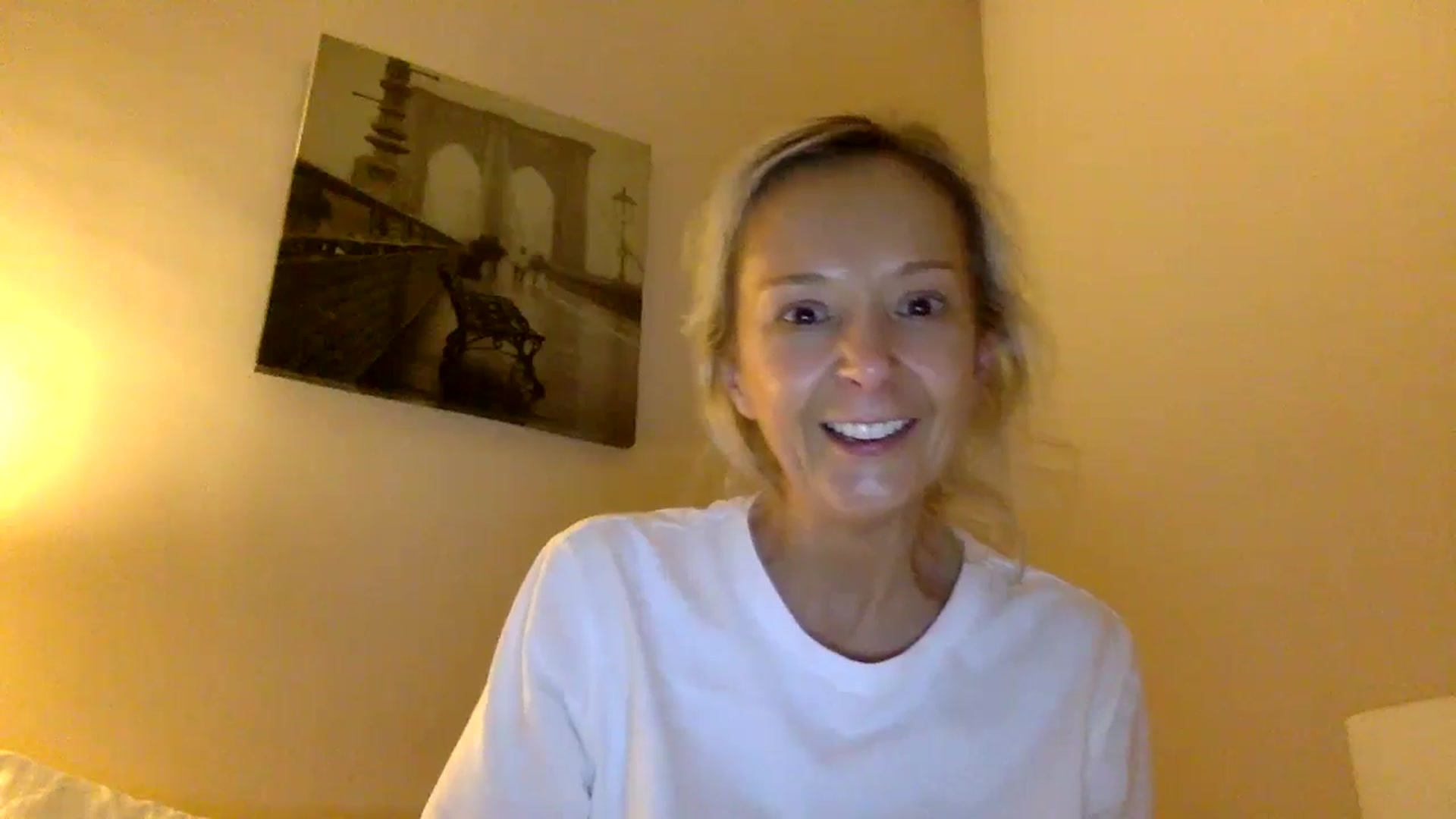 Gallery image thumbnail from Aimee_Angel's myfreecams stream on, 10/26/2024, 23:52 image 15 of 20