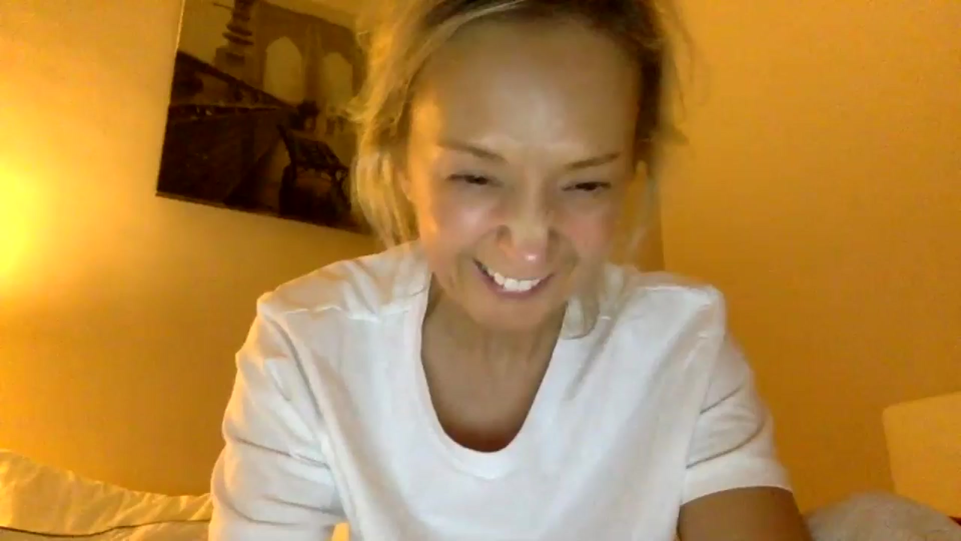 Gallery image thumbnail from Aimee_Angel's myfreecams stream on, 10/26/2024, 23:52 image 1 of 20