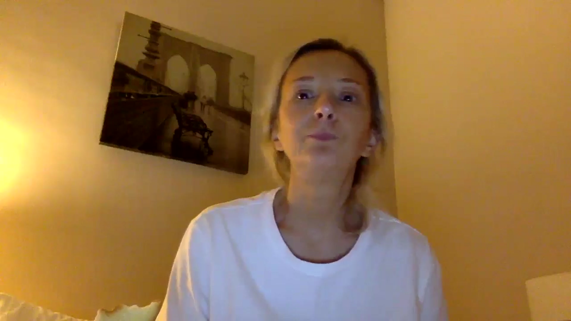 Gallery image thumbnail from Aimee_Angel's myfreecams stream on, 10/26/2024, 23:52 image 3 of 20