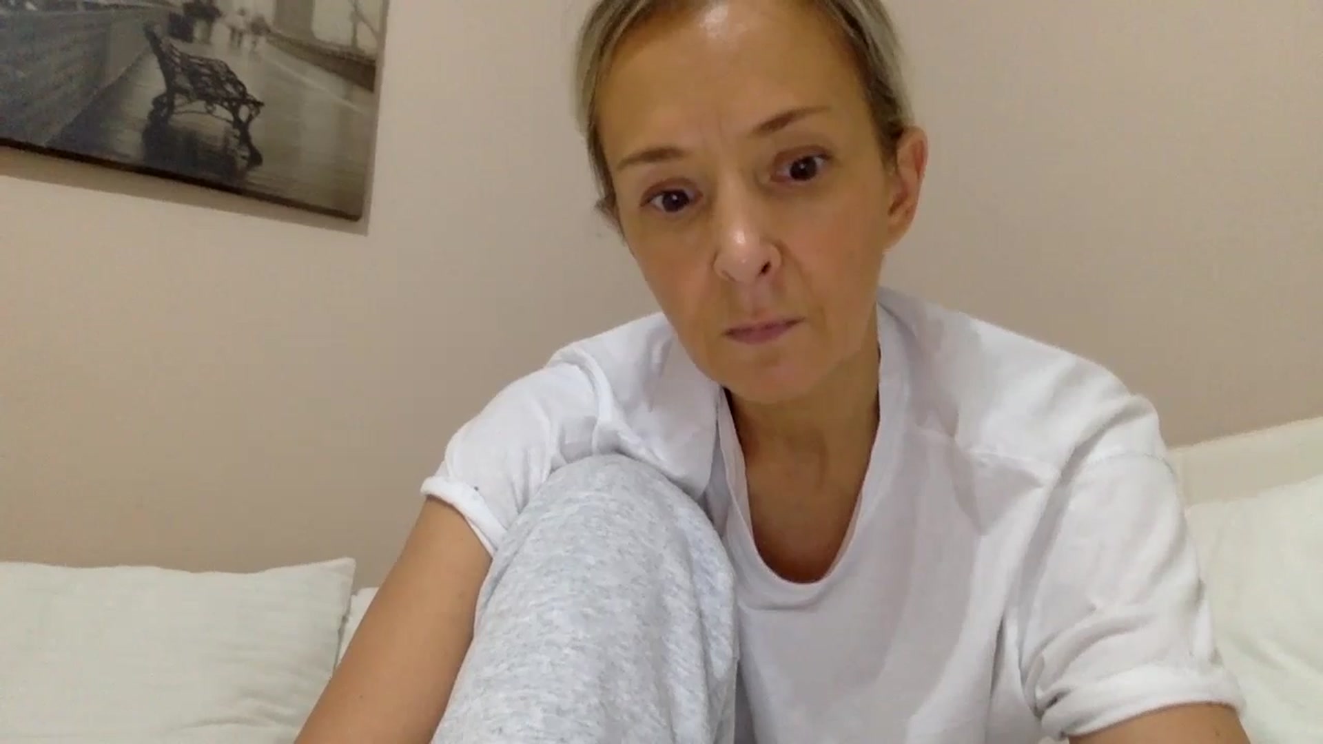 Gallery image thumbnail from Aimee_Angel's myfreecams stream on, 10/30/2024, 19:28 image 7 of 20