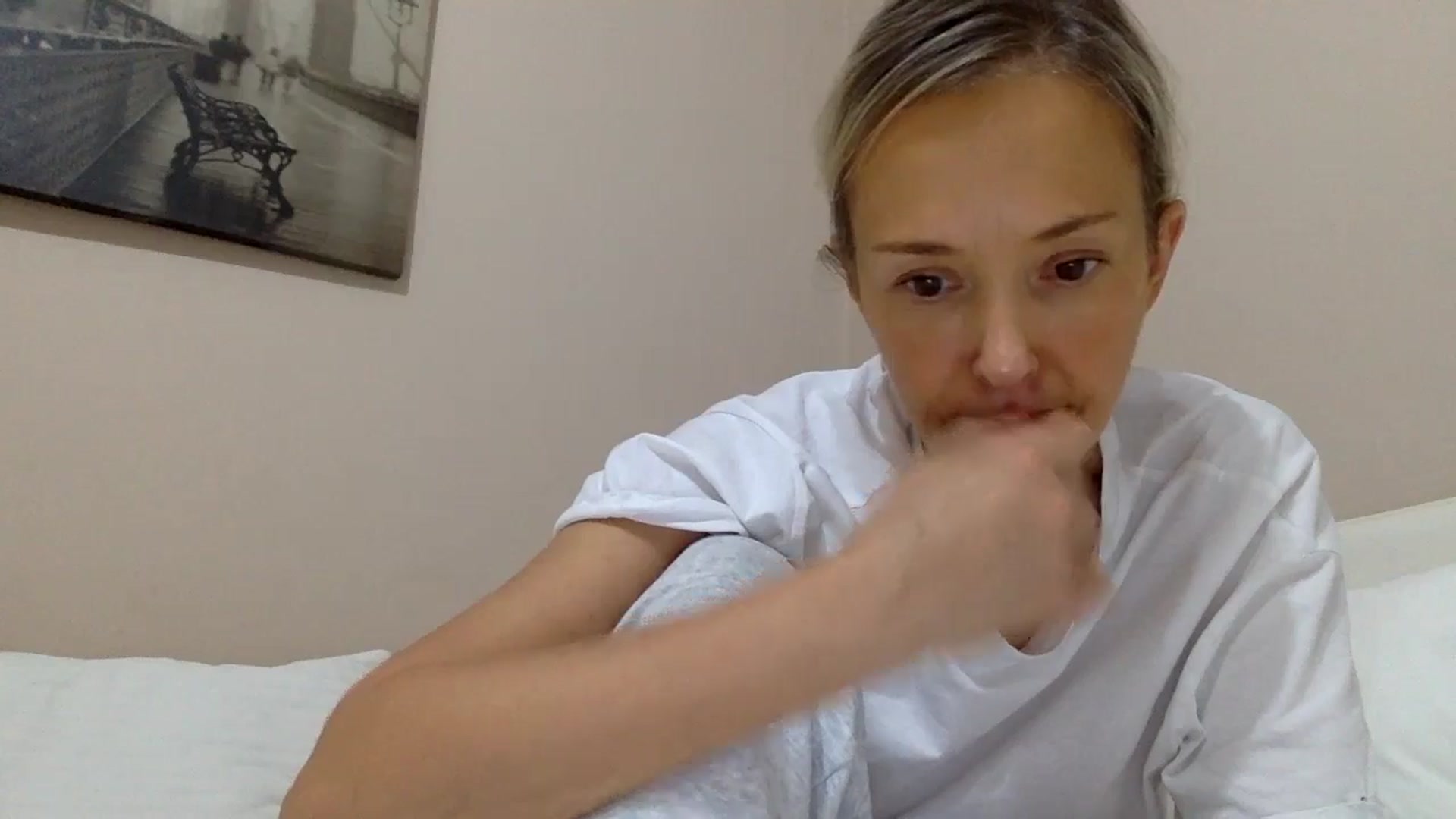 Gallery image thumbnail from Aimee_Angel's myfreecams stream on, 10/30/2024, 19:28 image 13 of 20