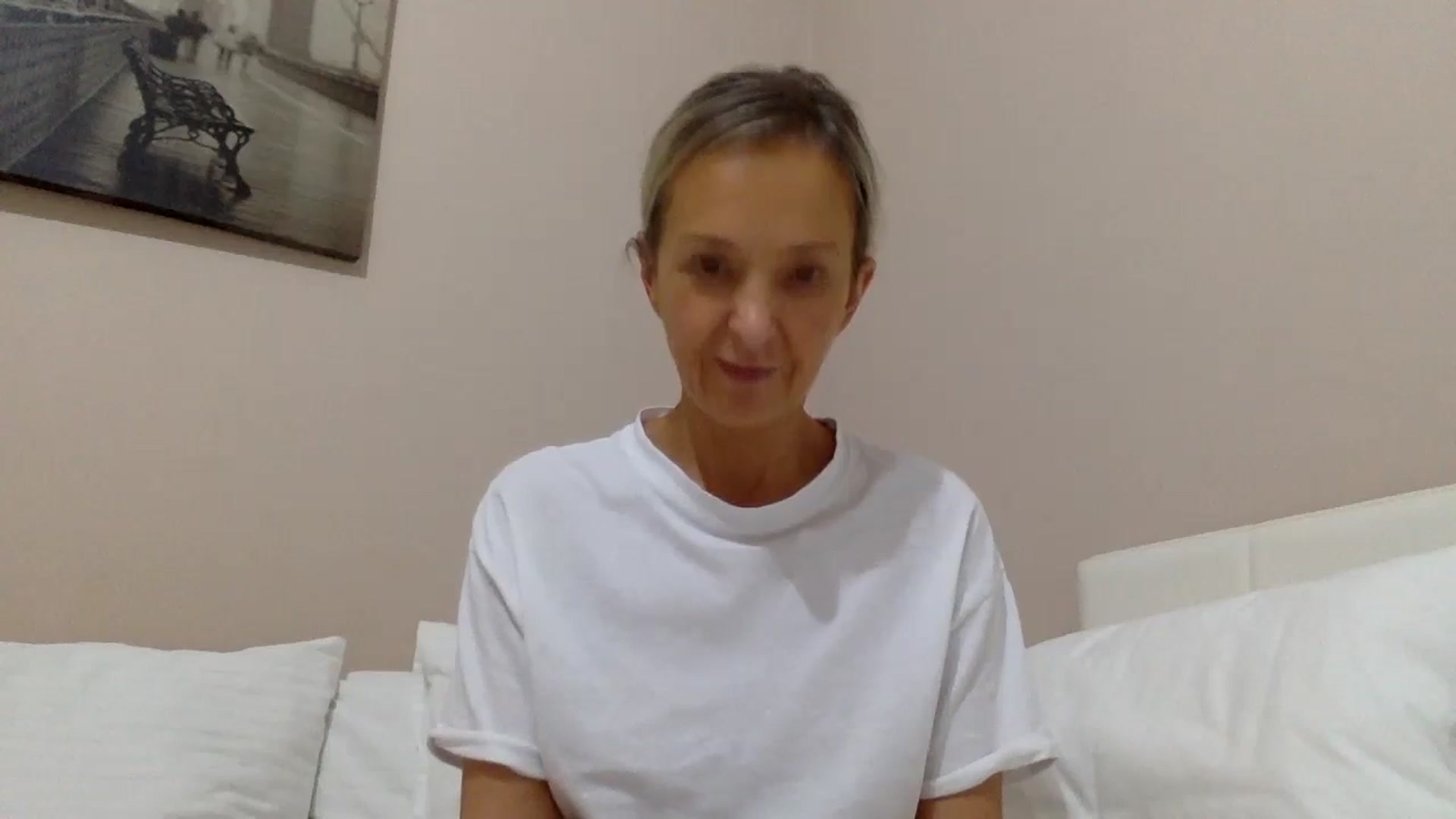Gallery image thumbnail from Aimee_Angel's myfreecams stream on, 10/30/2024, 19:28 image 18 of 20