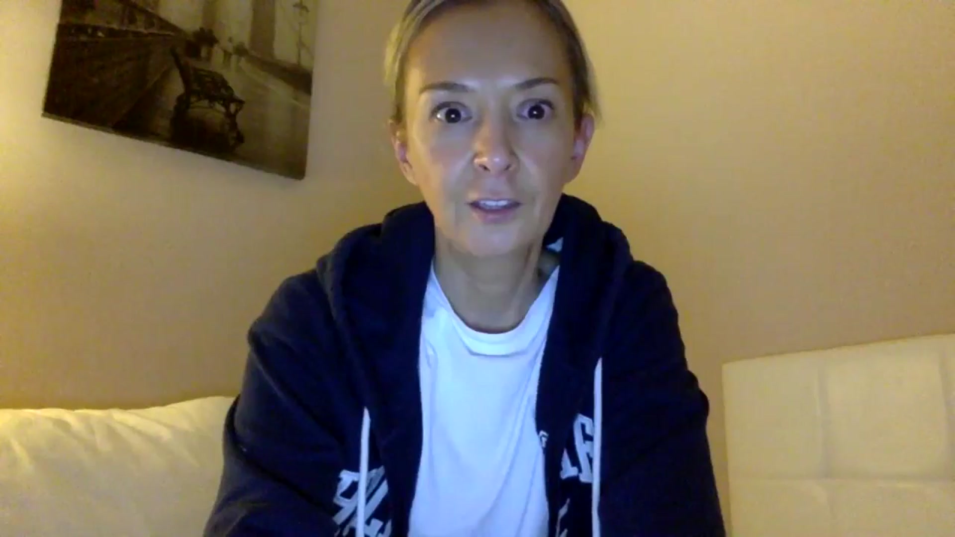 Gallery image thumbnail from Aimee_Angel's myfreecams stream on, 10/31/2024, 24:08 image 14 of 20