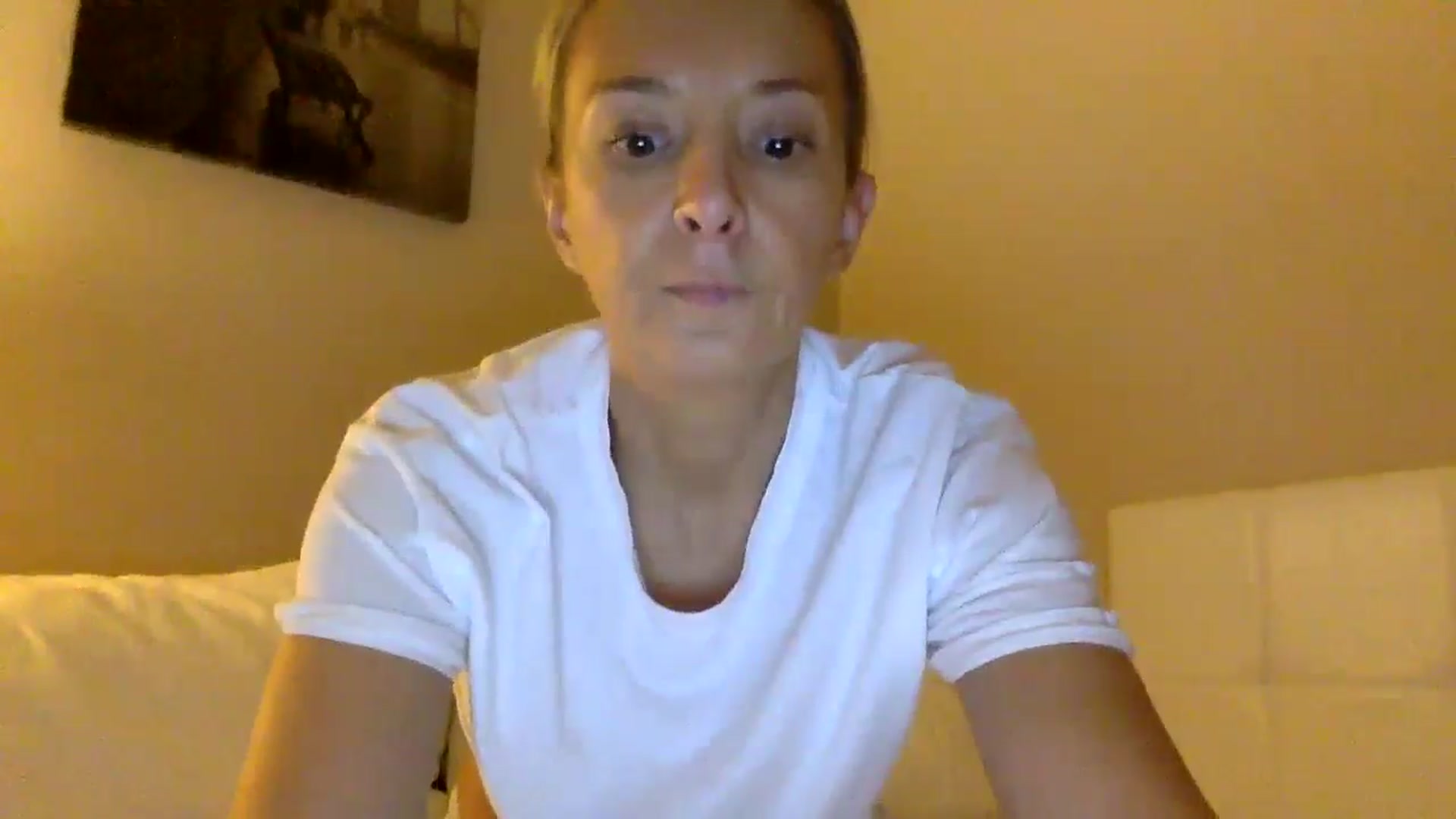 Gallery image thumbnail from Aimee_Angel's myfreecams stream on, 10/31/2024, 24:08 image 10 of 20