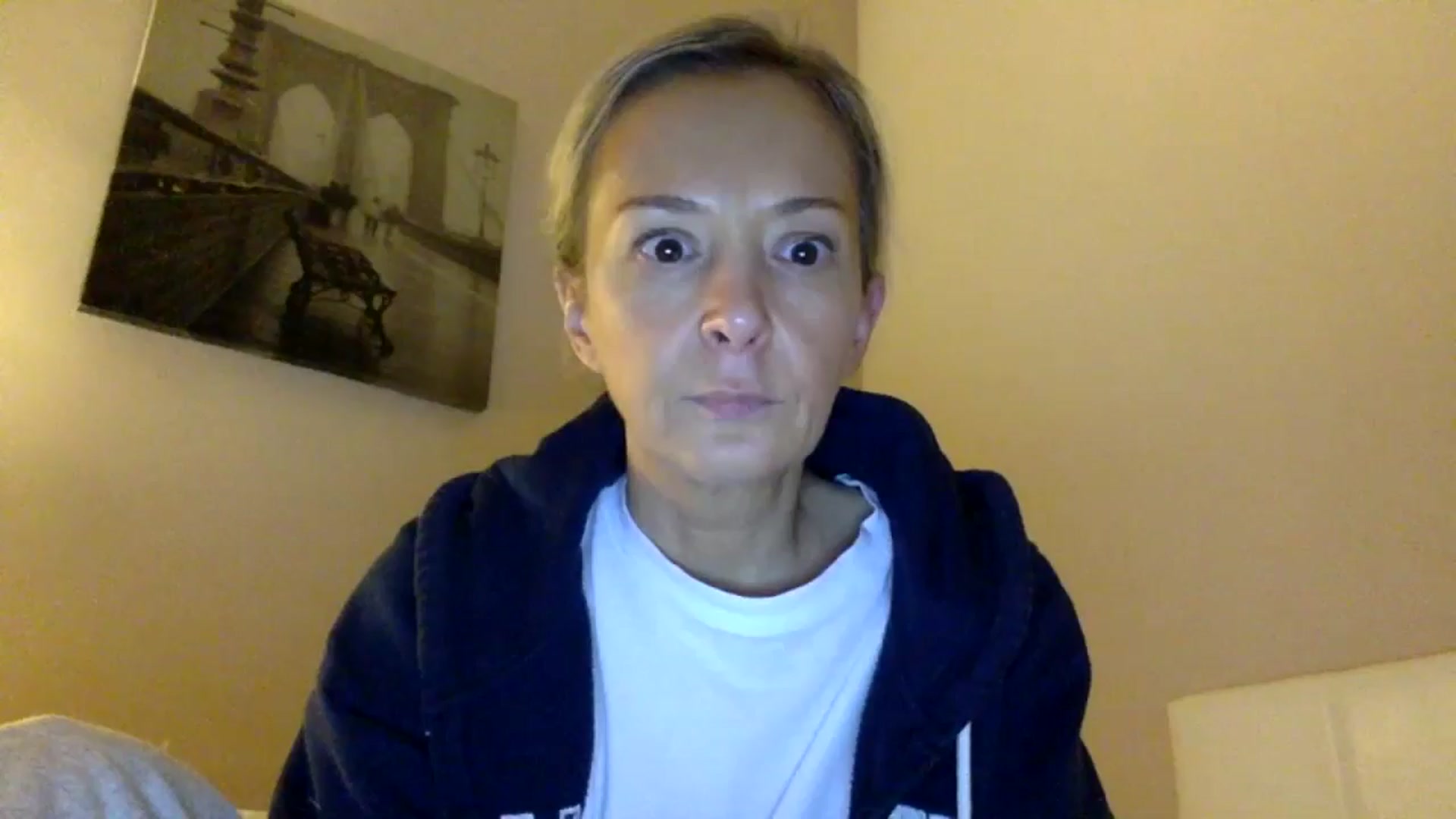 Gallery image thumbnail from Aimee_Angel's myfreecams stream on, 10/31/2024, 24:08 image 4 of 20