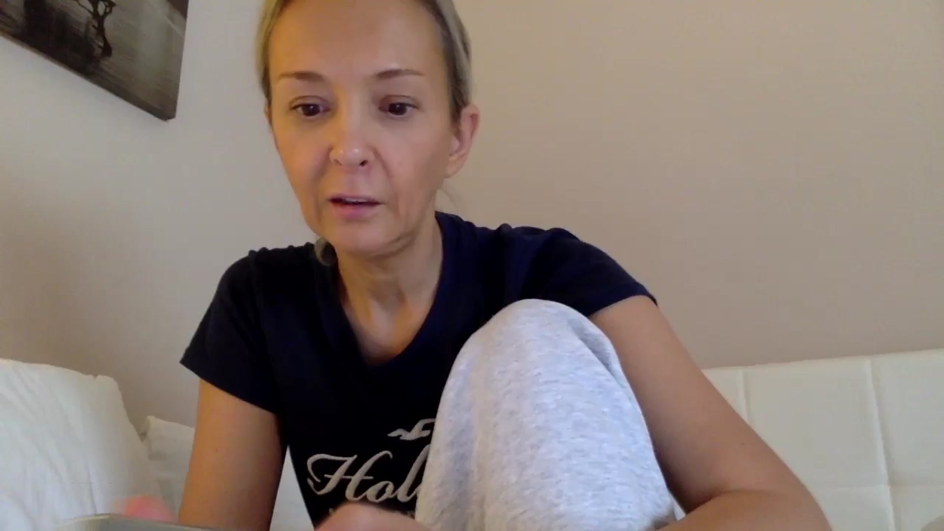 Gallery image thumbnail from Aimee_Angel's myfreecams stream on, 10/31/2024, 13:29 image 9 of 20