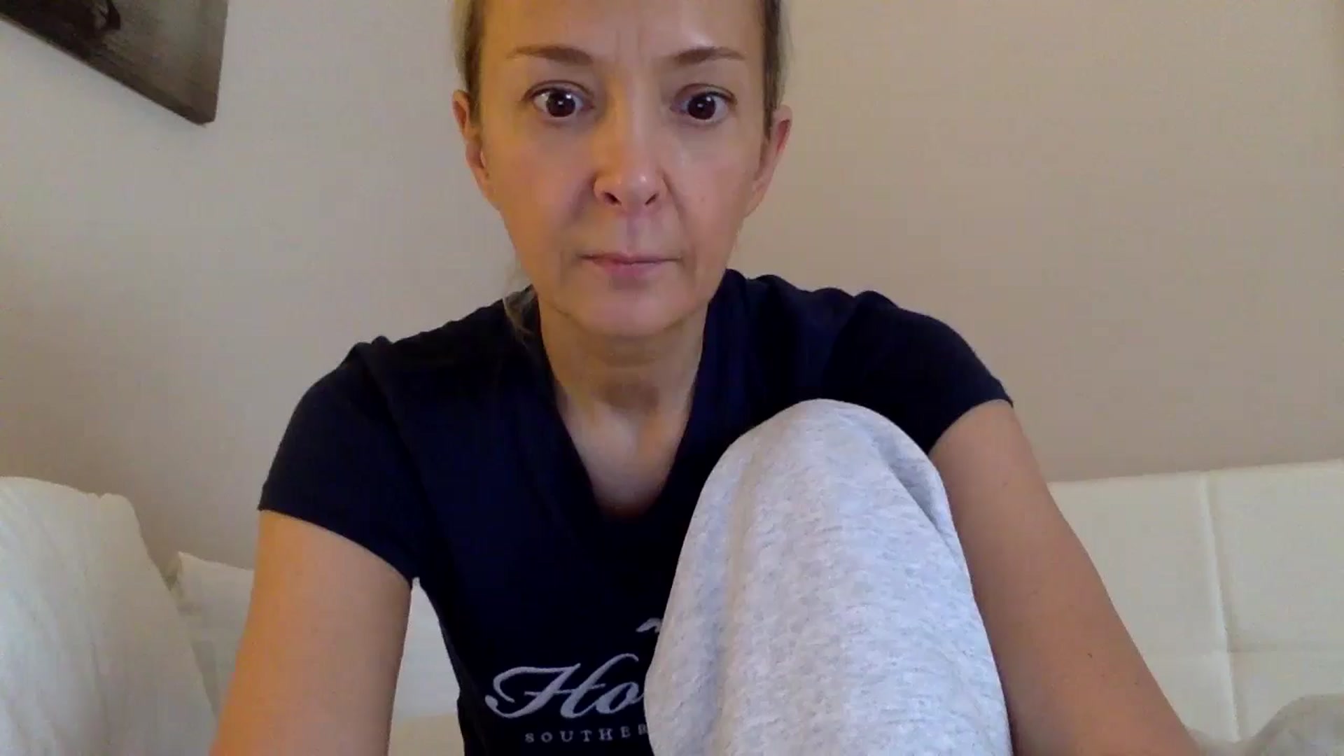 Gallery image thumbnail from Aimee_Angel's myfreecams stream on, 10/31/2024, 13:29 image 13 of 20