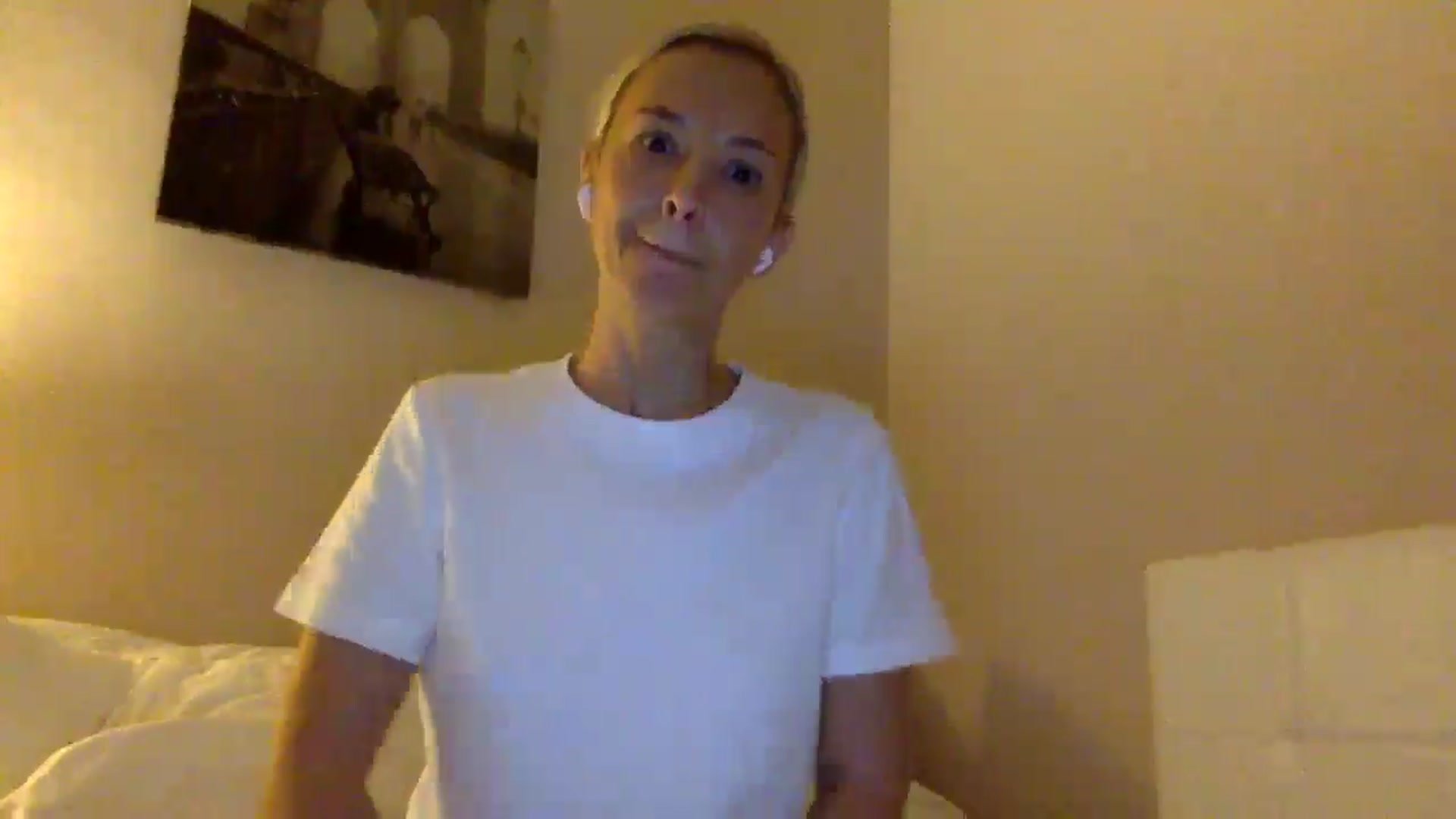 Gallery image thumbnail from Aimee_Angel's myfreecams stream on, 11/09/2024, 22:41 image 18 of 20