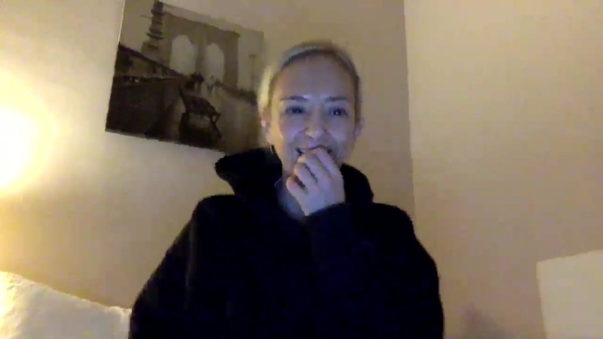 Gallery image thumbnail from Aimee_Angel's myfreecams stream on, 11/09/2024, 22:41 image 11 of 20