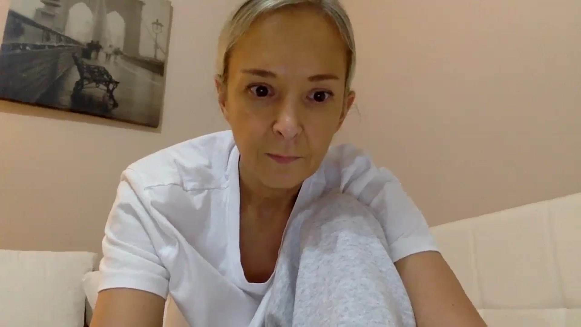 Gallery image thumbnail from Aimee_Angel's myfreecams stream on, 11/15/2024, 22:43 image 15 of 20