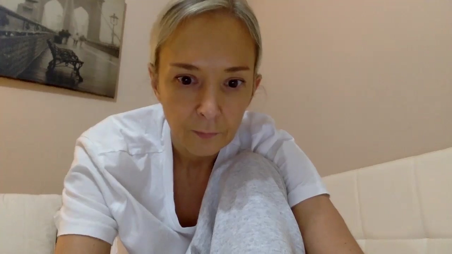 Gallery image thumbnail from Aimee_Angel's myfreecams stream on, 11/15/2024, 22:43 image 16 of 20