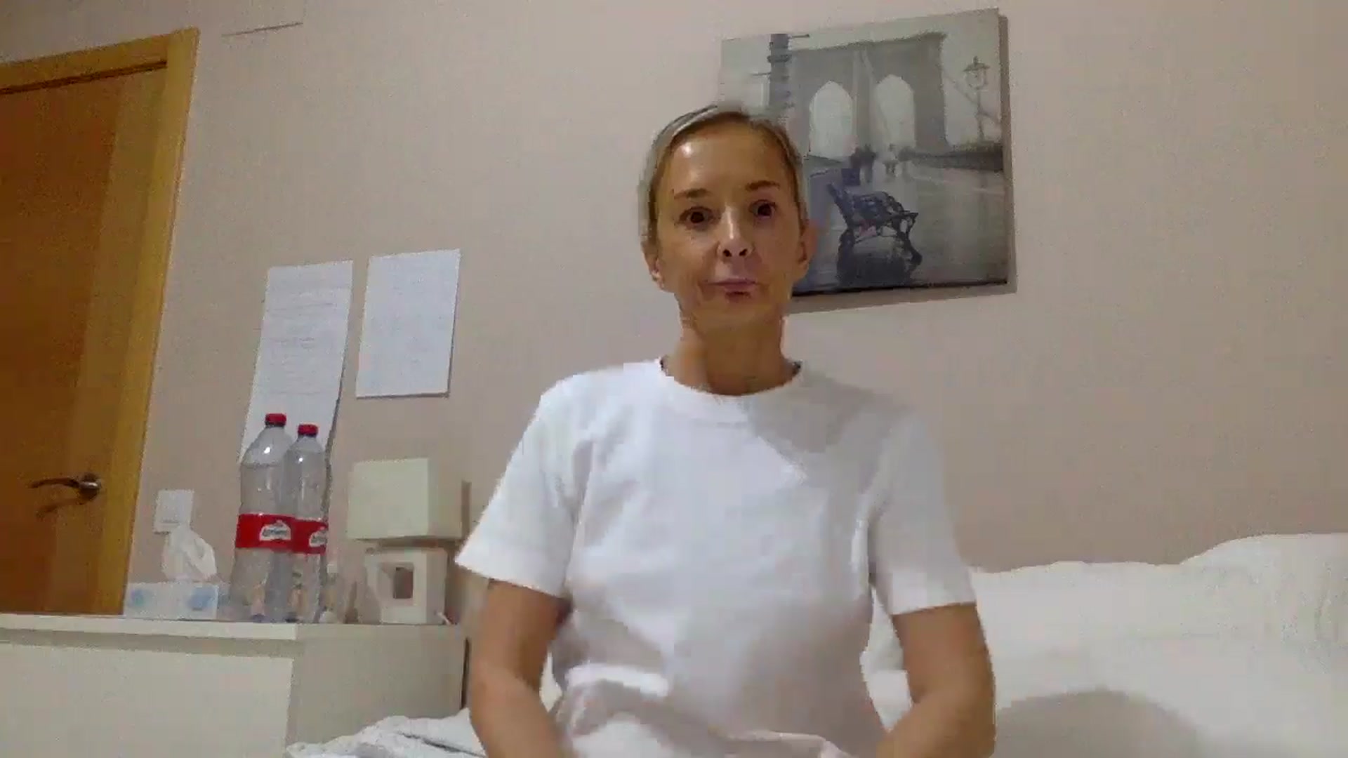 Gallery image thumbnail from Aimee_Angel's myfreecams stream on, 11/16/2024, 22:54 image 7 of 20