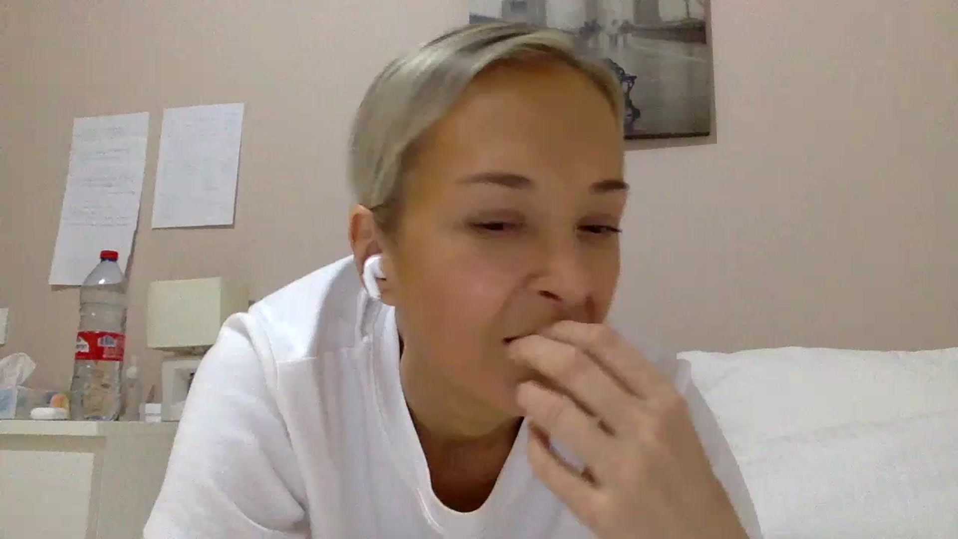 Gallery image thumbnail from Aimee_Angel's myfreecams stream on, 11/17/2024, 20:07 image 13 of 20