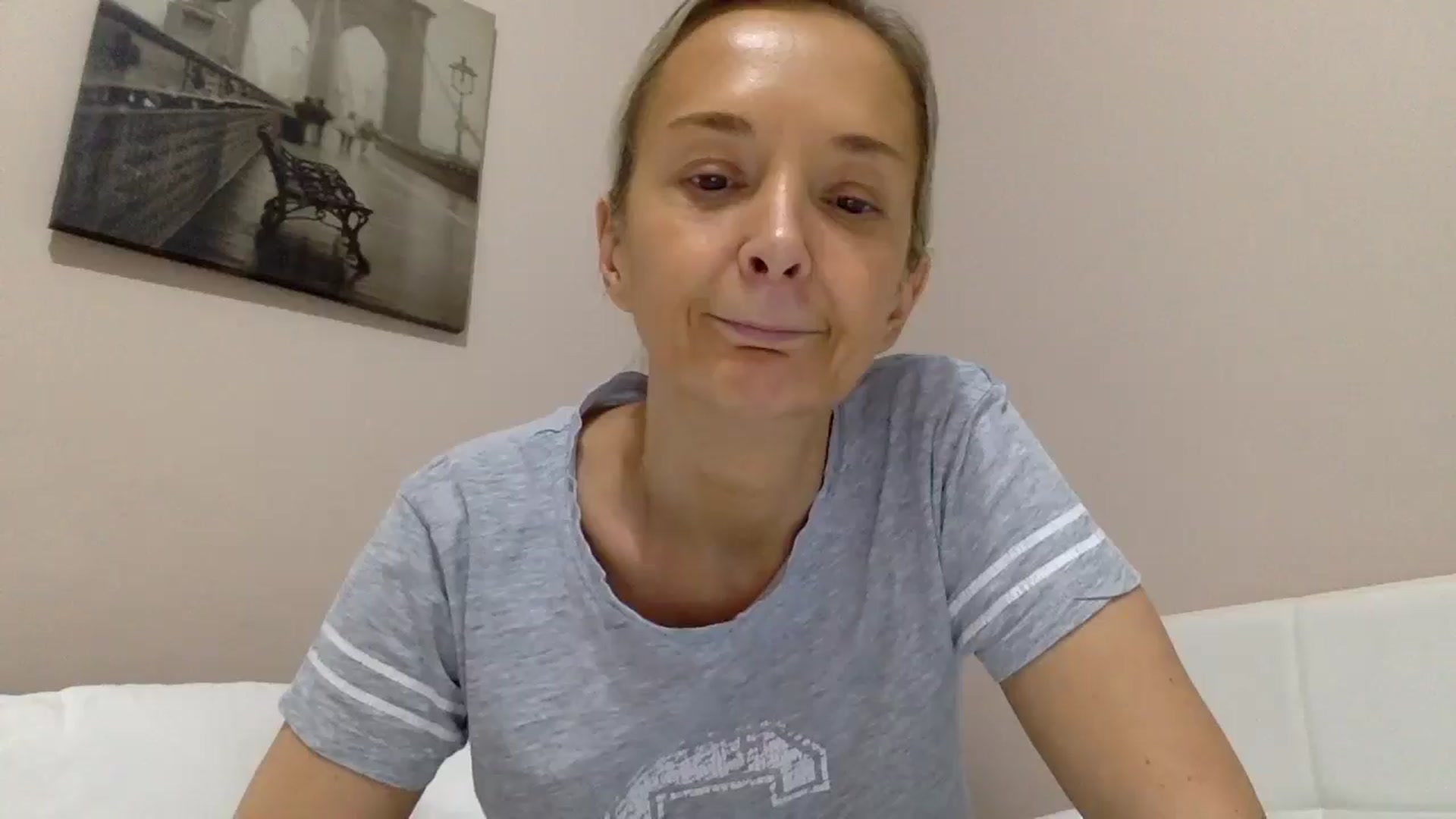 Gallery image thumbnail from Aimee_Angel's myfreecams stream on, 11/28/2024, 22:43 image 16 of 20