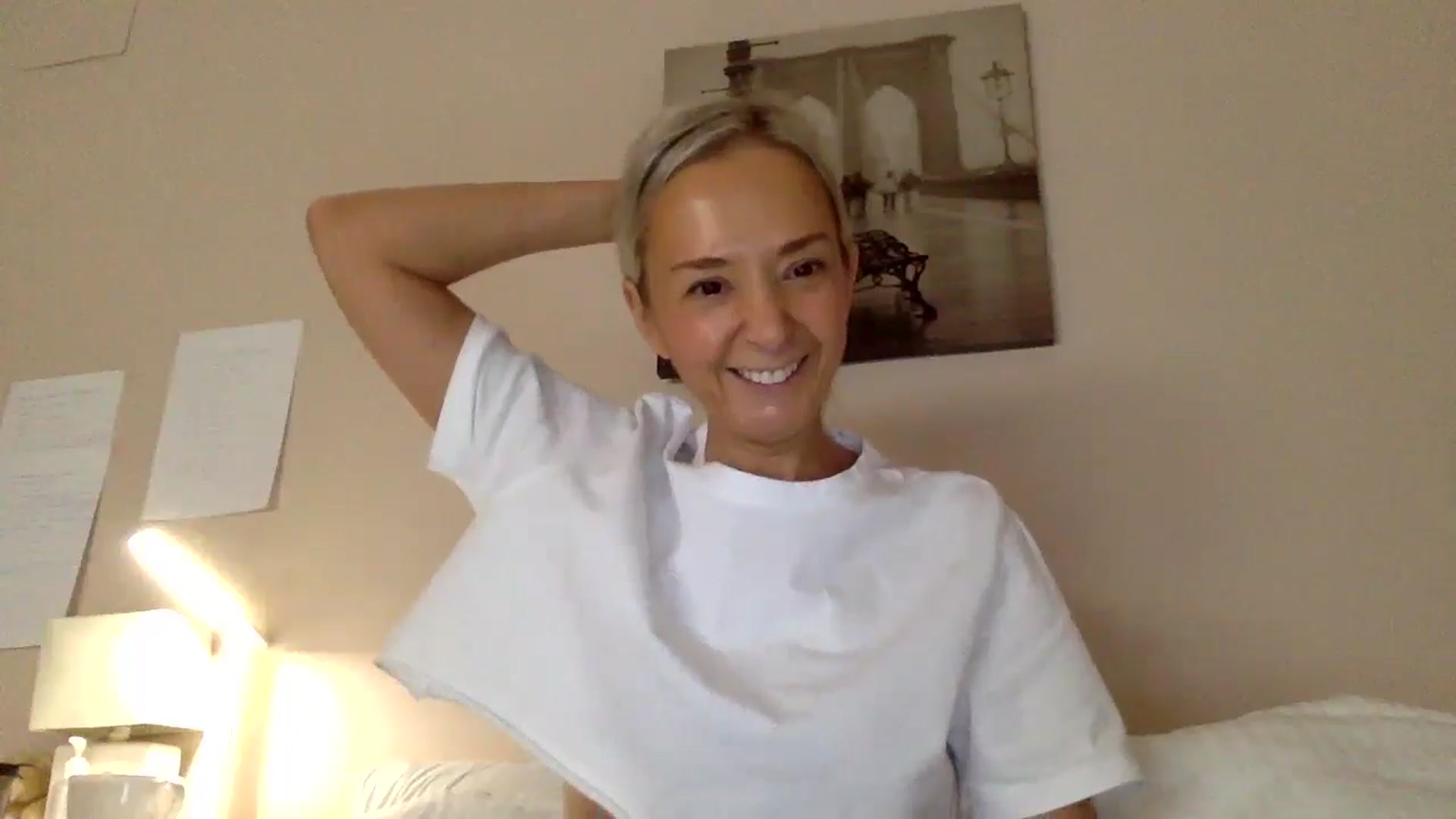Gallery image thumbnail from Aimee_Angel's myfreecams stream on, 12/21/2024, 13:40 image 5 of 20