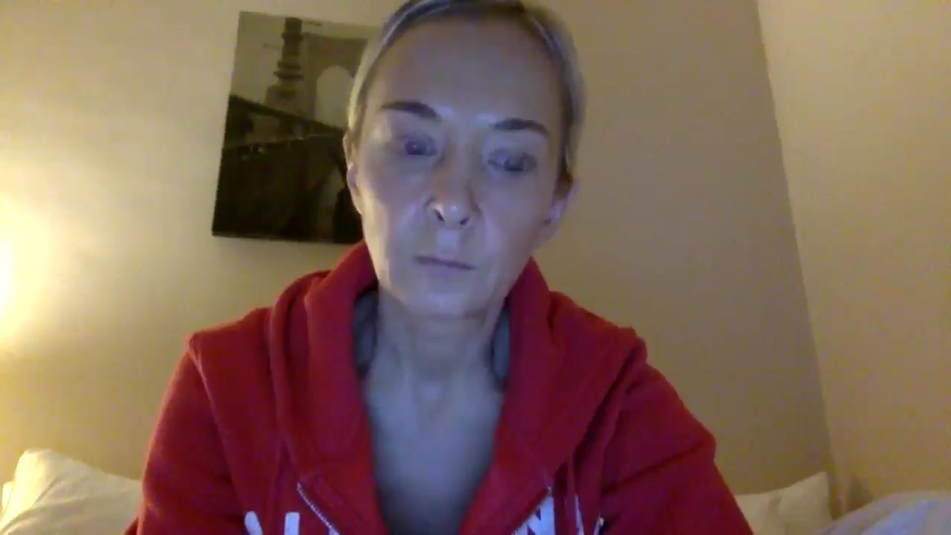 Gallery image thumbnail from Aimee_Angel's myfreecams stream on, 12/26/2024, 18:15 image 9 of 20
