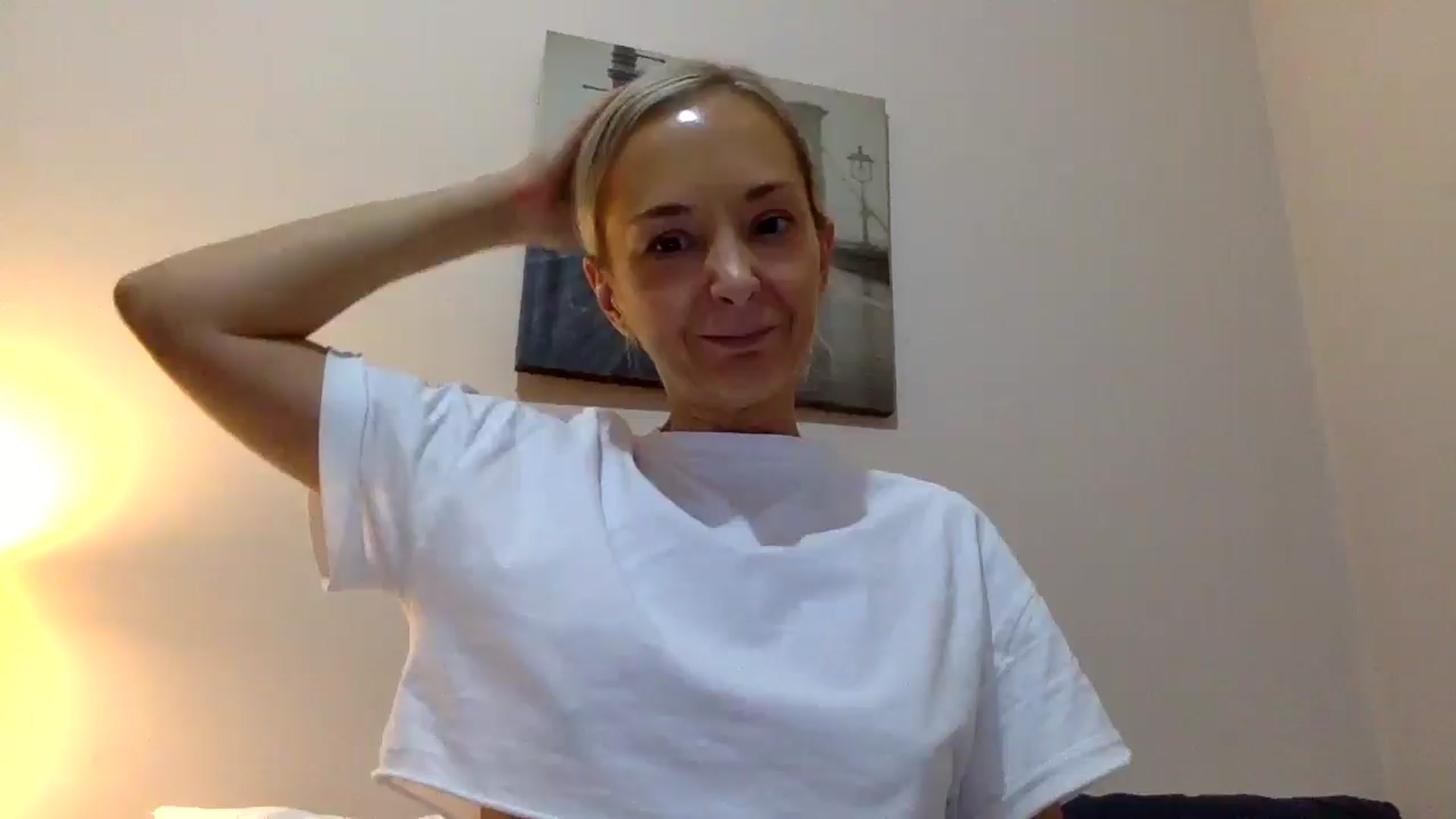 Gallery image thumbnail from Aimee_Angel's myfreecams stream on, 12/31/2024, 24:26 image 6 of 20