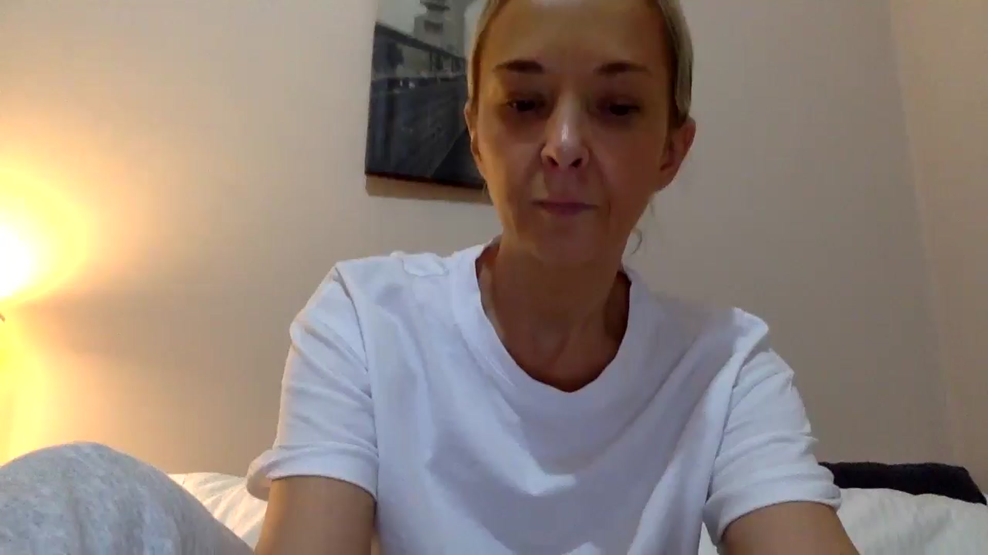 Gallery image thumbnail from Aimee_Angel's myfreecams stream on, 12/31/2024, 24:26 image 1 of 20