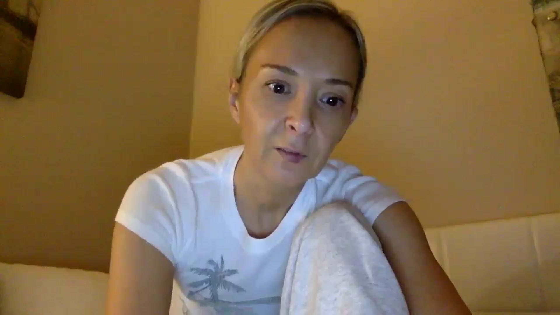 Gallery image thumbnail from Aimee_Angel's myfreecams stream on, 01/12/2025, 22:54 image 11 of 20