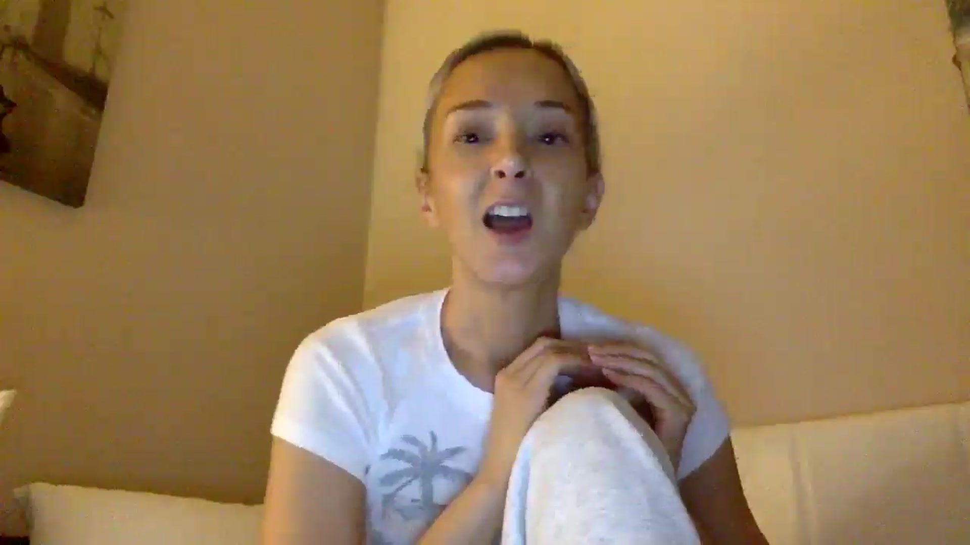 Gallery image thumbnail from Aimee_Angel's myfreecams stream on, 01/12/2025, 22:54 image 19 of 20