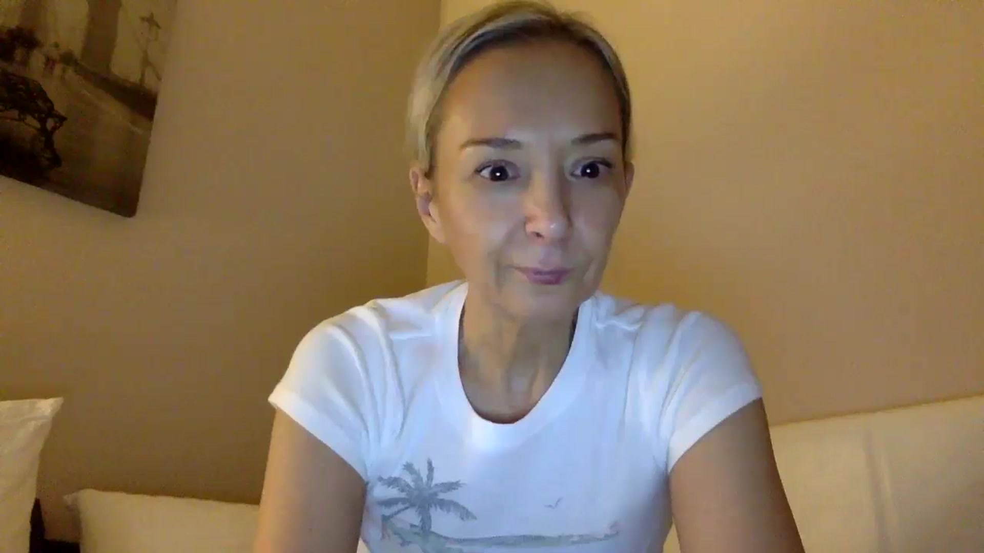 Gallery image thumbnail from Aimee_Angel's myfreecams stream on, 01/12/2025, 23:22 image 18 of 20