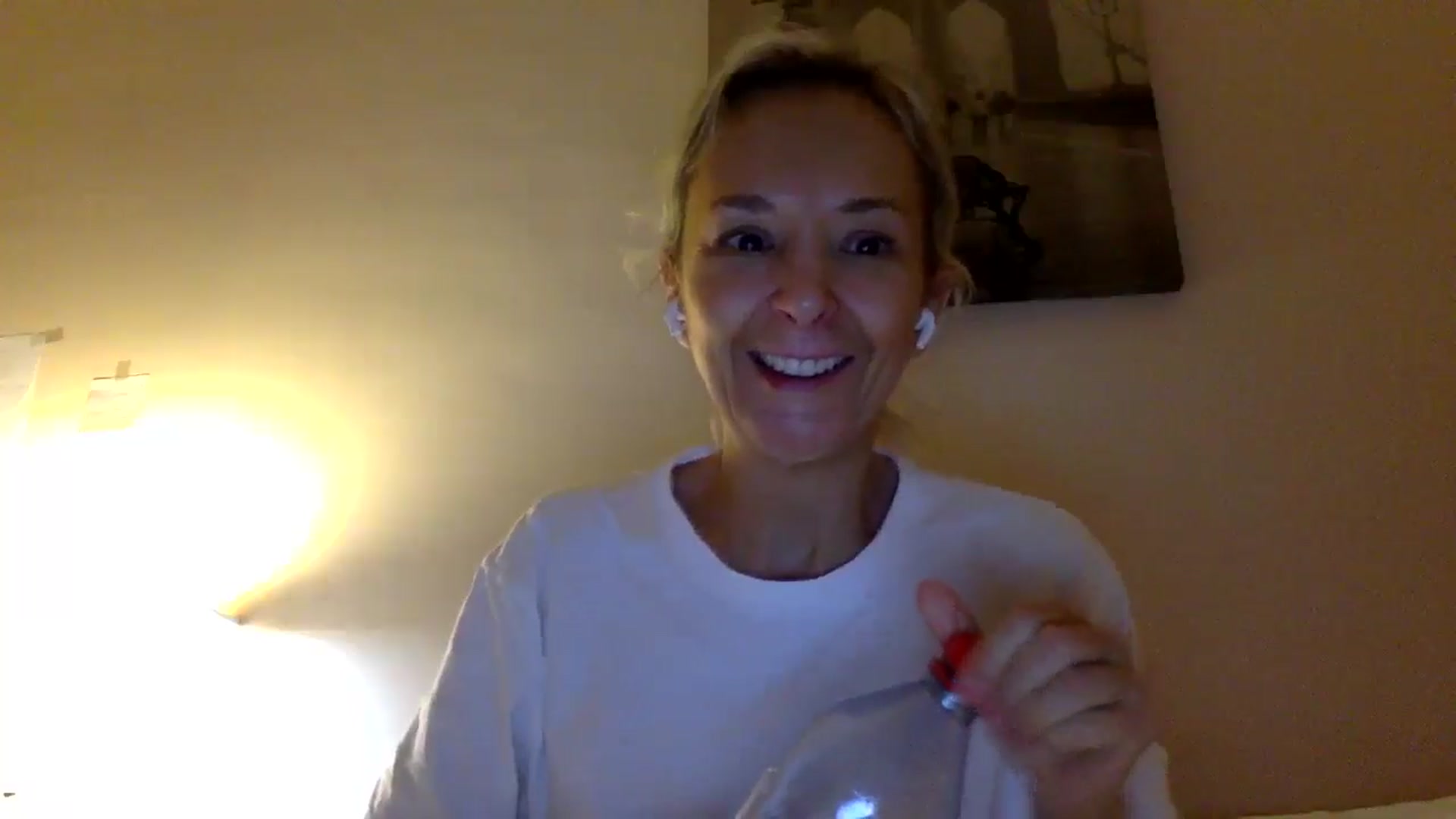 Gallery image thumbnail from Aimee_Angel's myfreecams stream on, 01/31/2025, 05:44 image 12 of 20