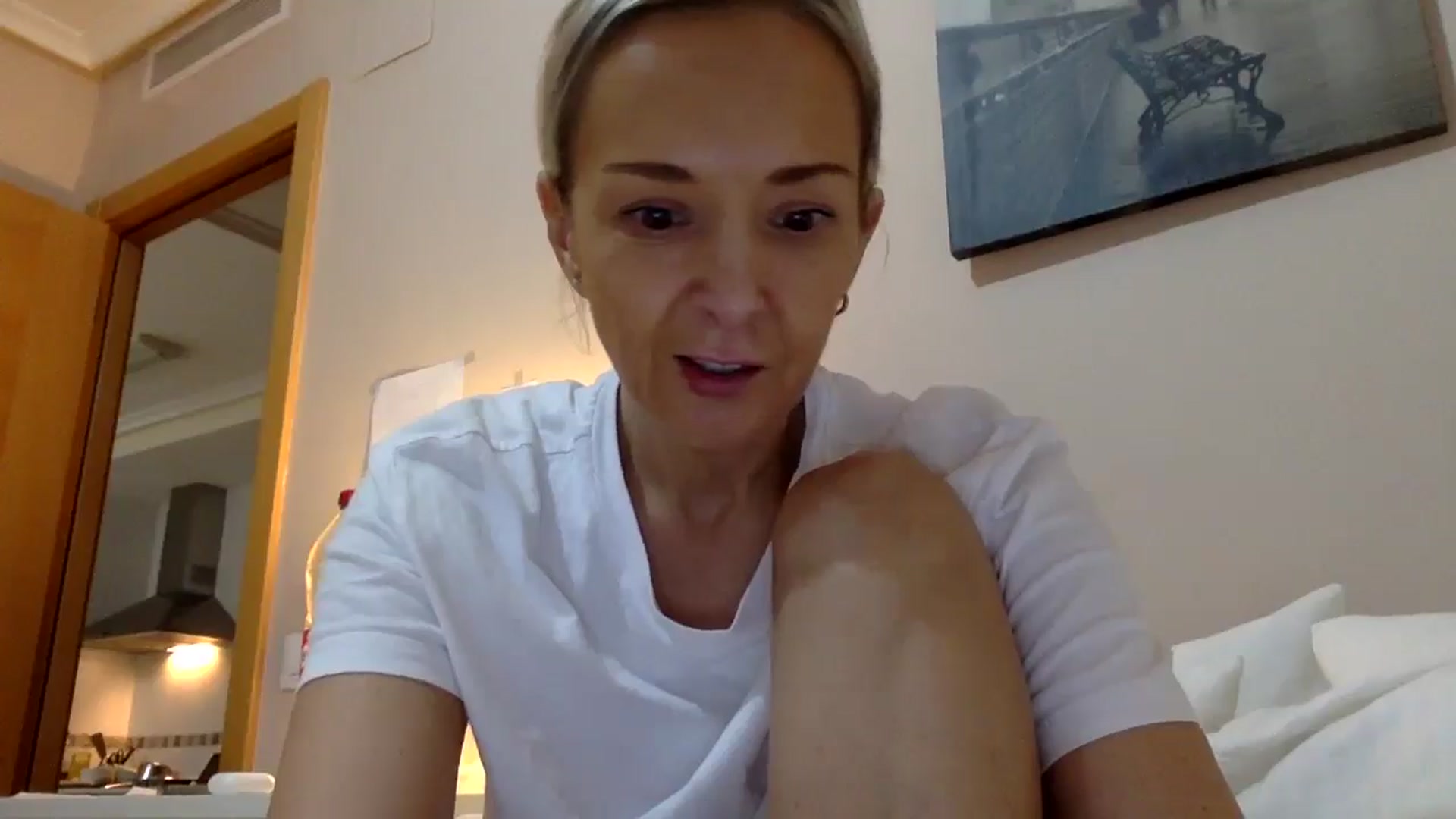 Gallery image thumbnail from Aimee_Angel's myfreecams stream on, 01/31/2025, 19:49 image 8 of 20