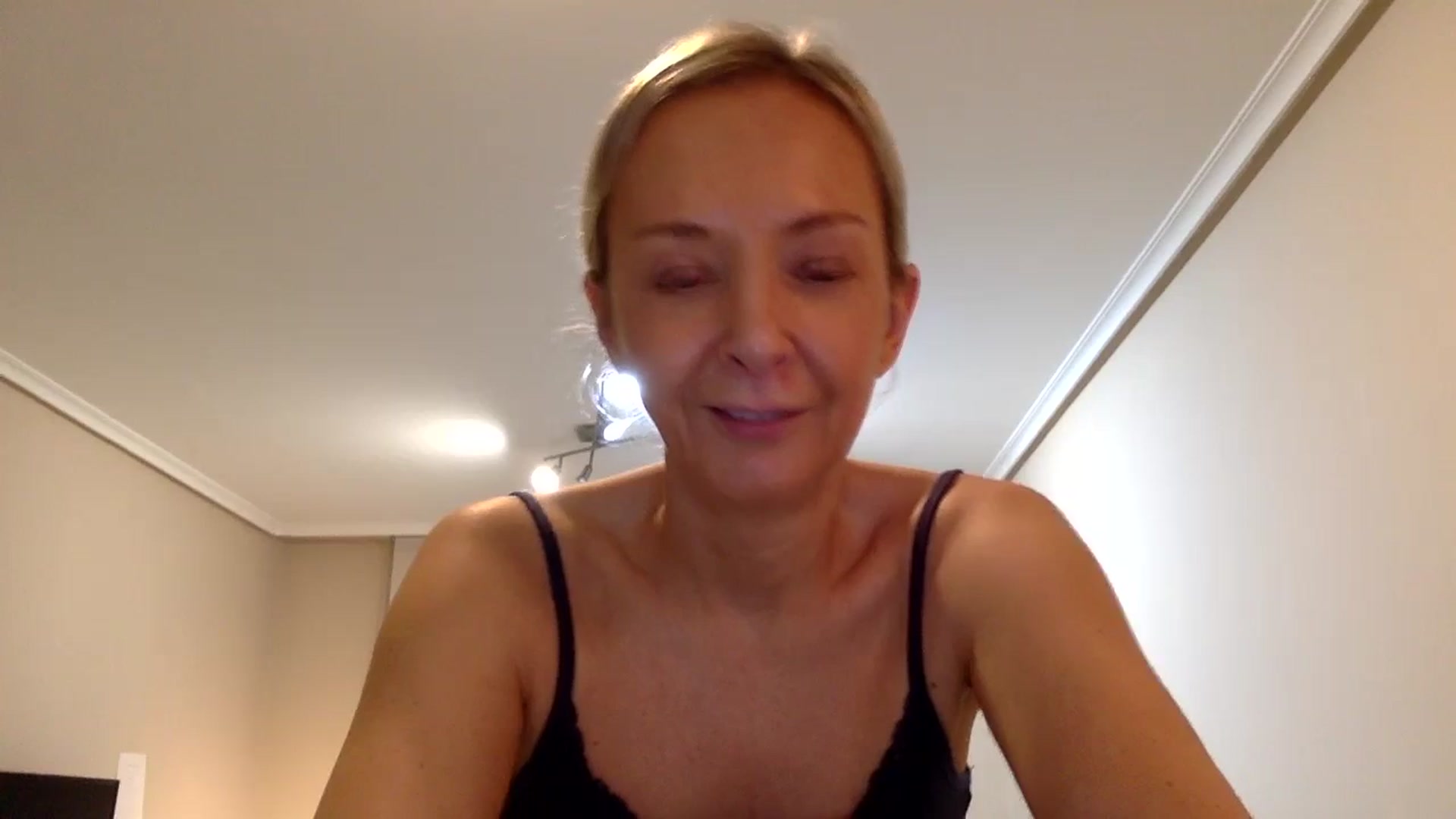 Gallery image thumbnail from Aimee_Angel's myfreecams stream on, 02/18/2025, 18:50 image 7 of 20