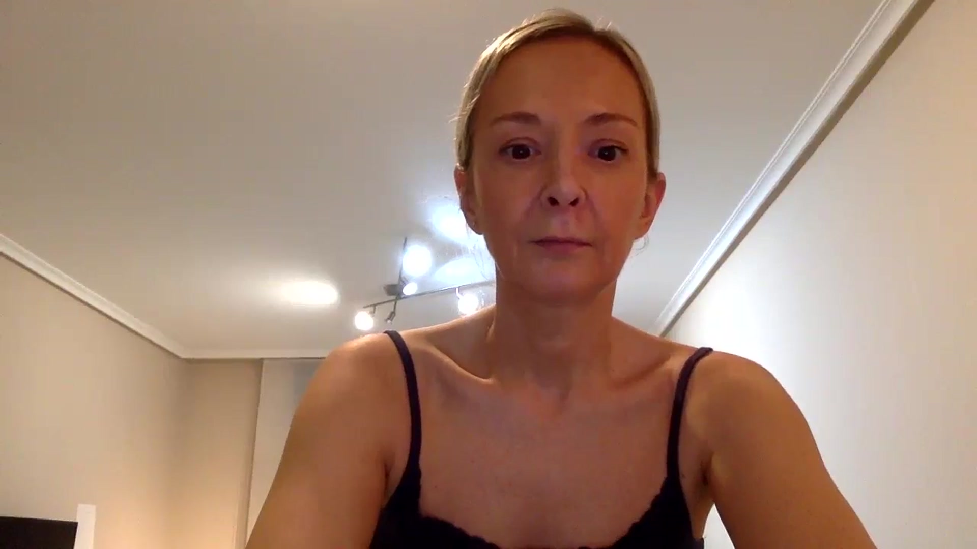 Gallery image thumbnail from Aimee_Angel's myfreecams stream on, 02/18/2025, 18:50 image 9 of 20